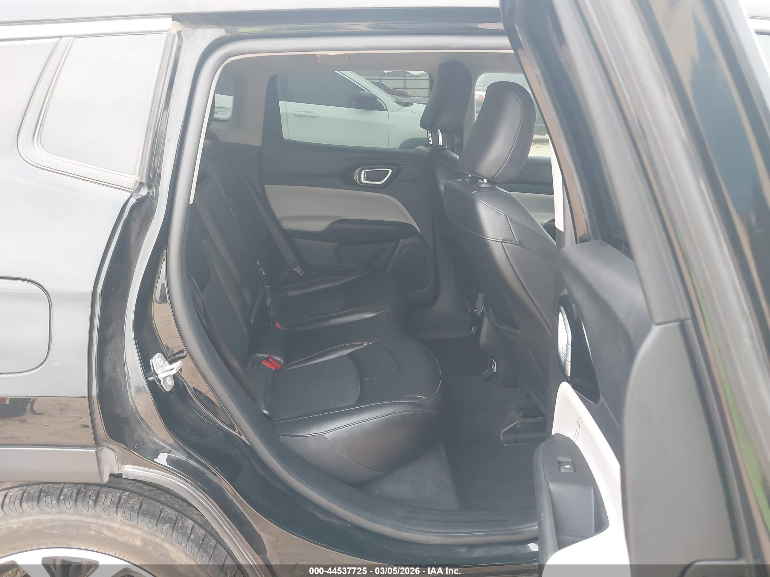 JEEP COMPASS image 8