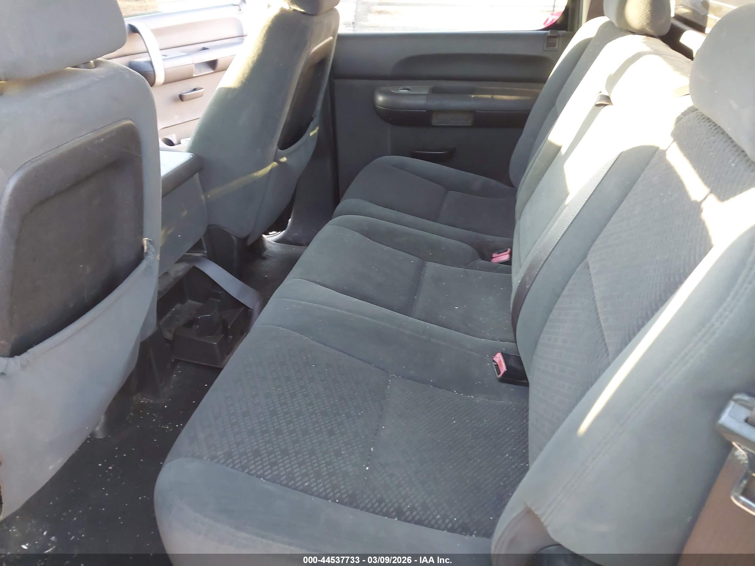 GMC SIERRA image 8