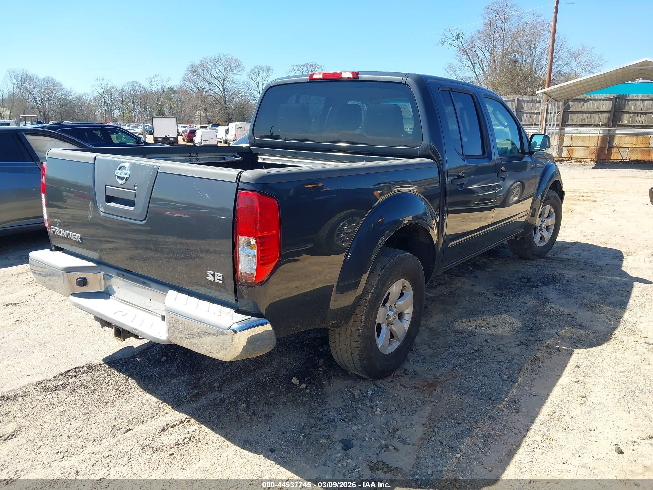 NISSAN FRONTIER image 4