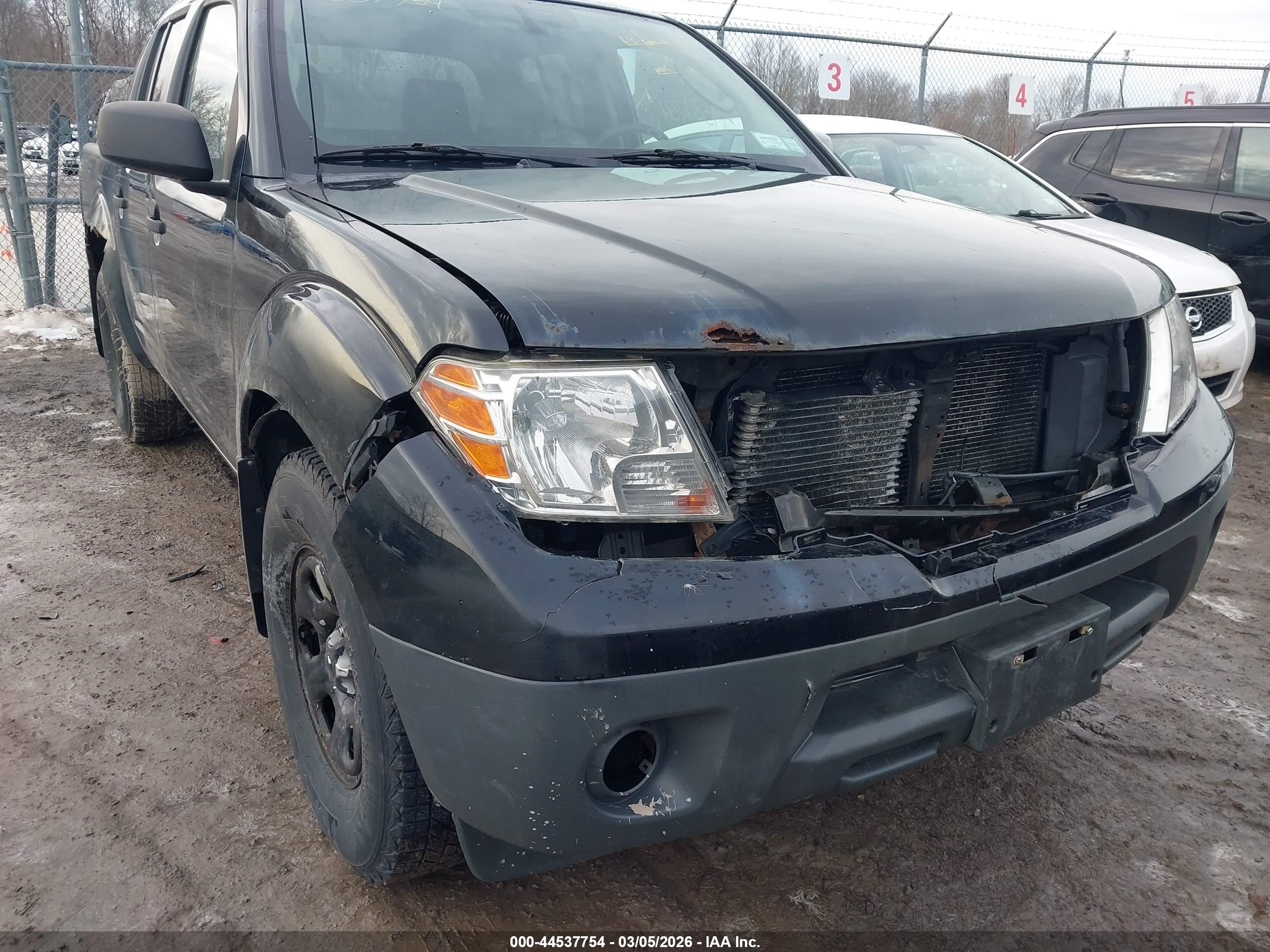 NISSAN FRONTIER image 6