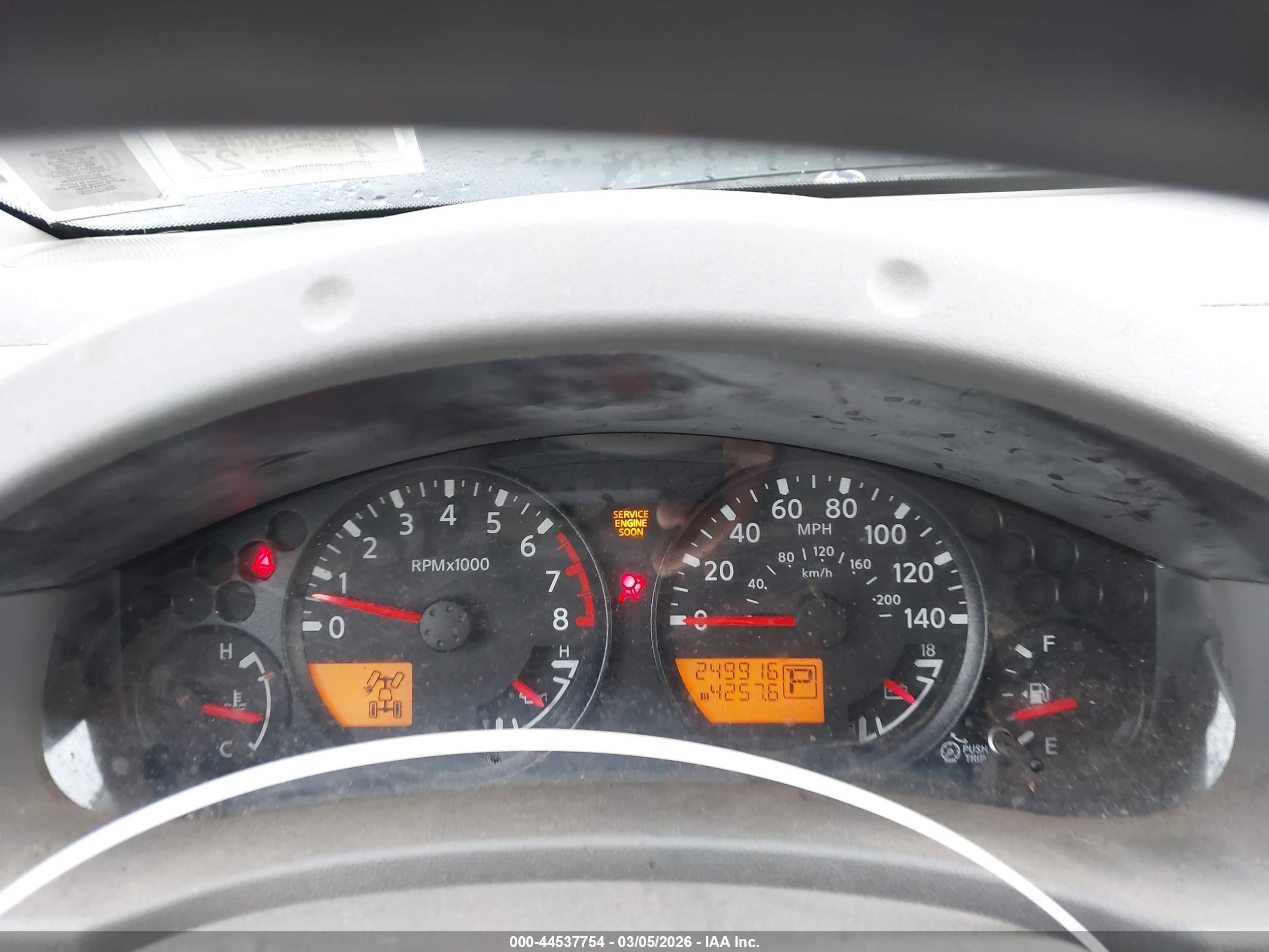 NISSAN FRONTIER image 7