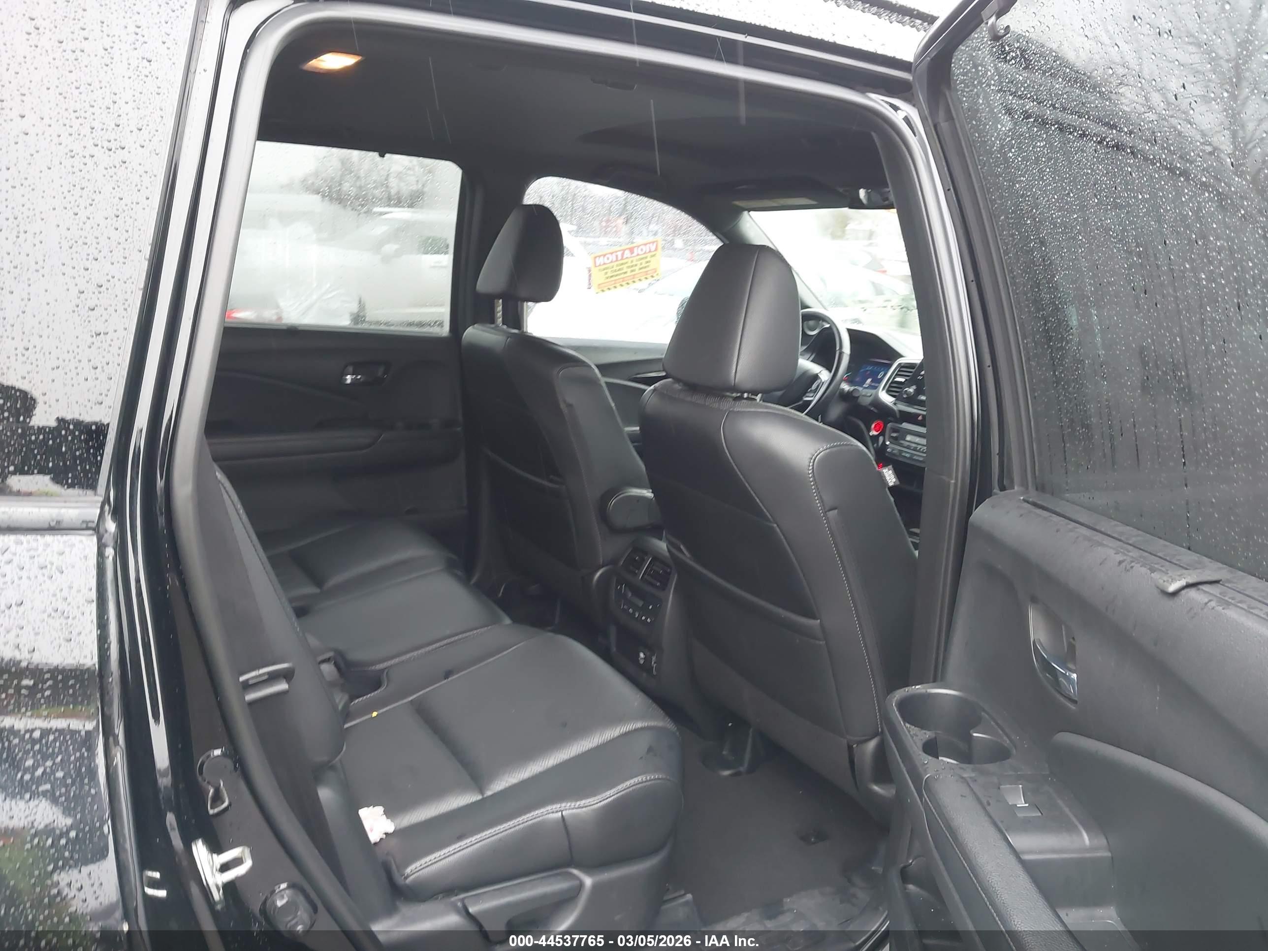 HONDA PASSPORT image 8