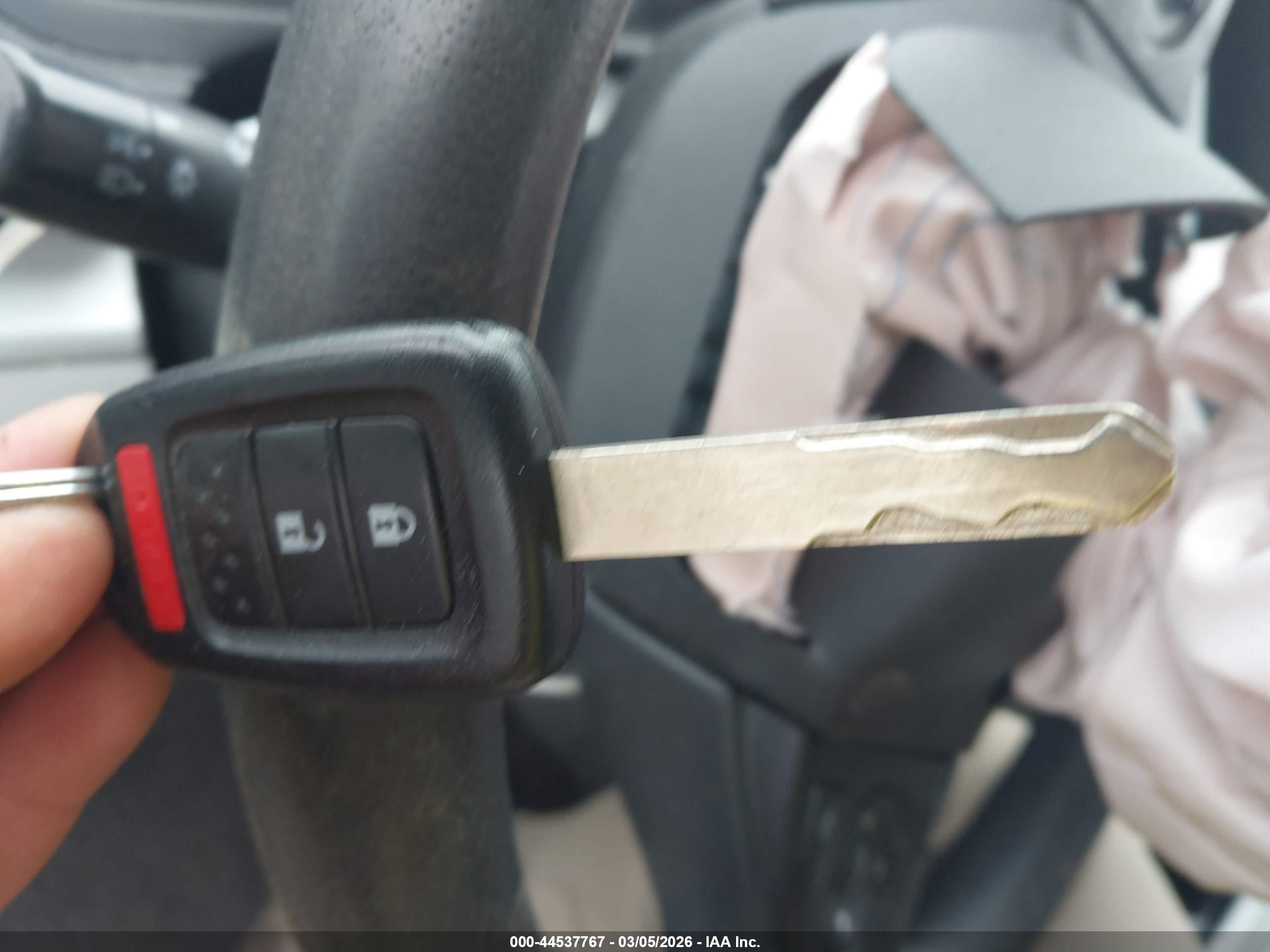 HONDA CR-V image 11