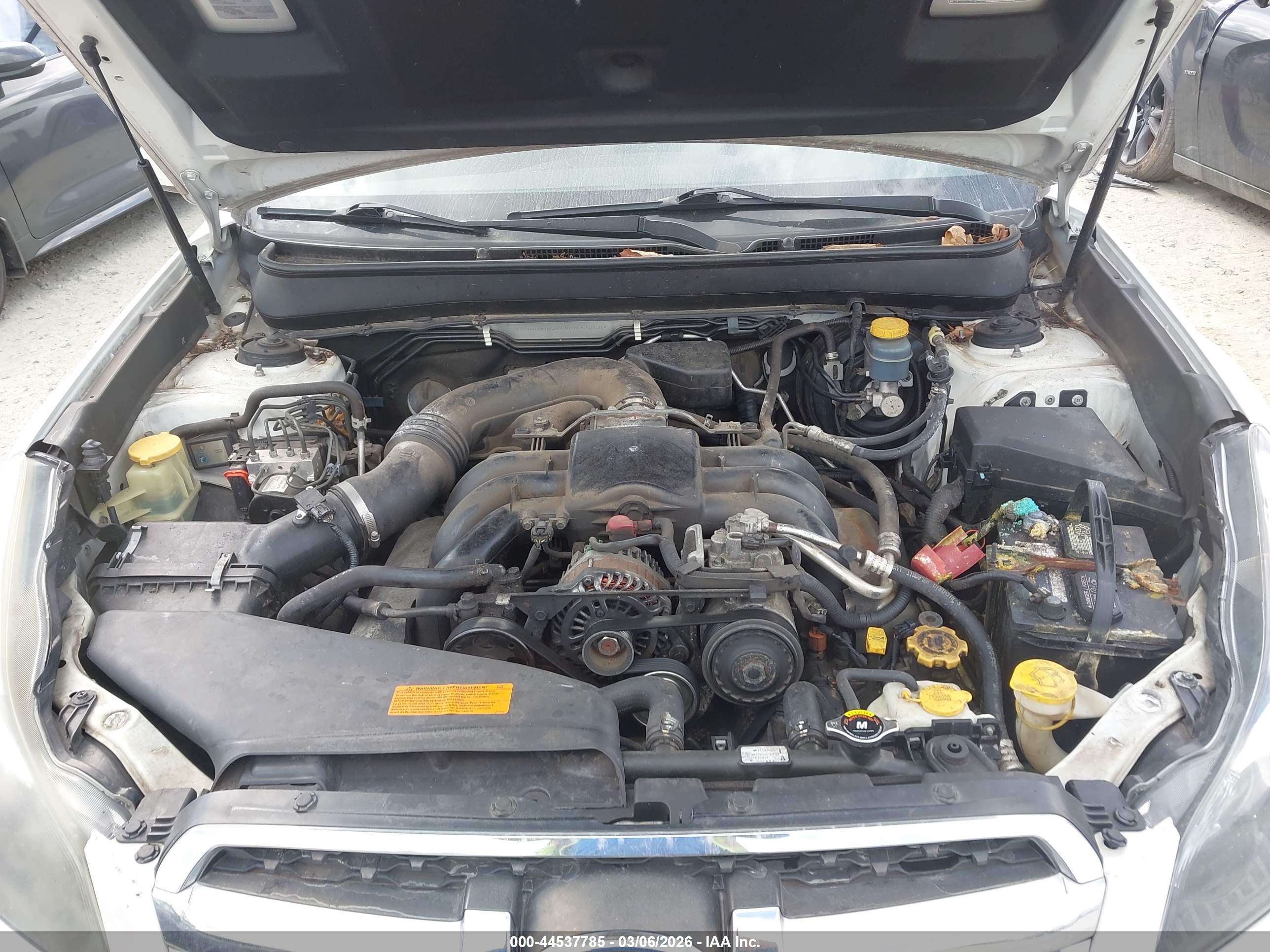 SUBARU LEGACY image 10