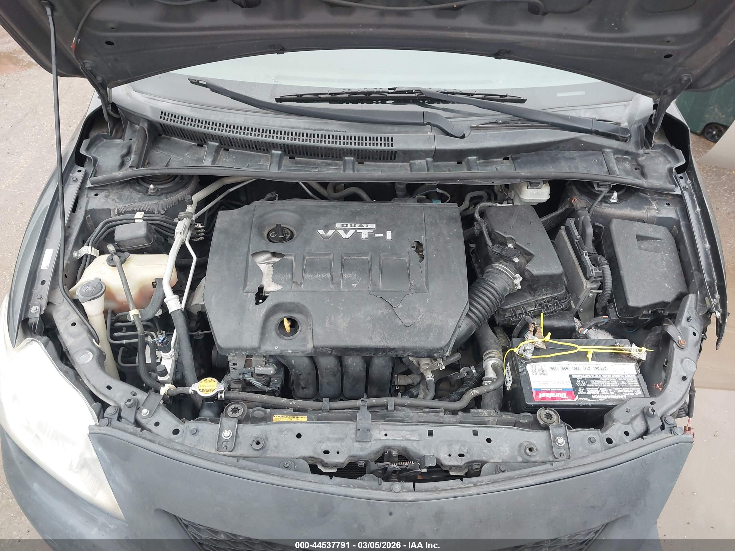 TOYOTA COROLLA image 10