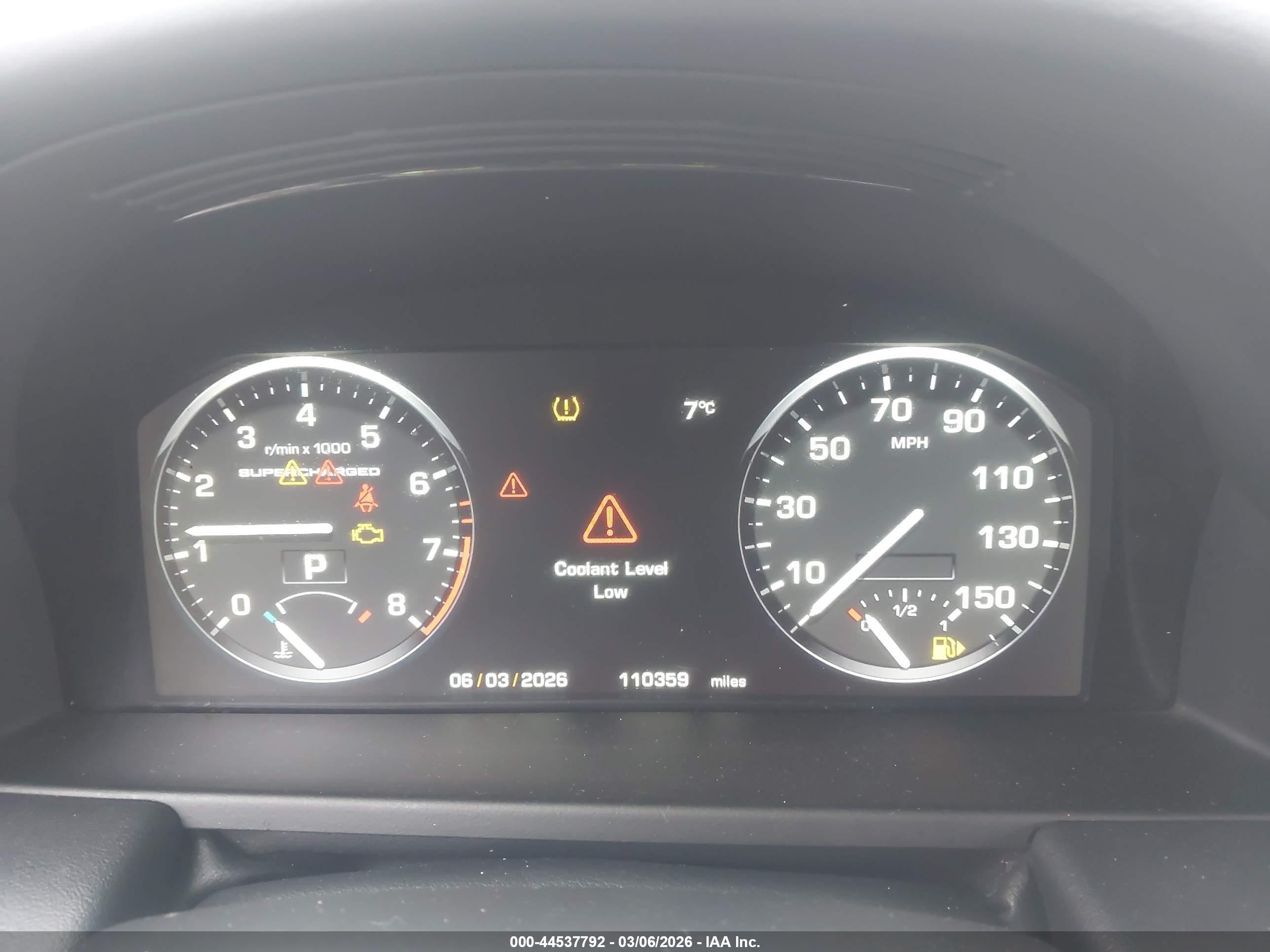LAND ROVER image 7