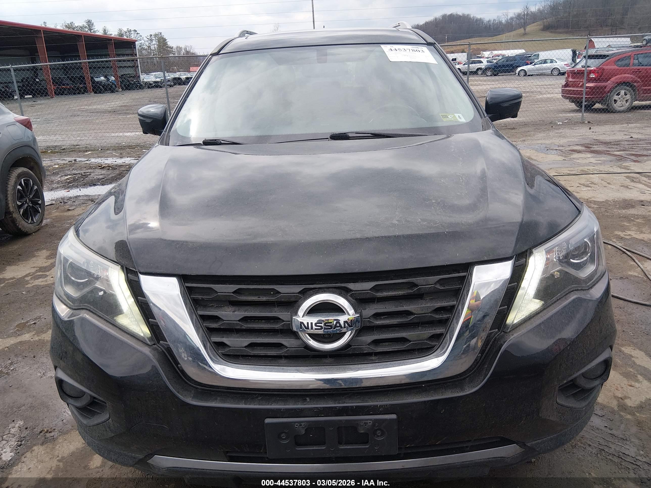 NISSAN PATHFINDER image 6