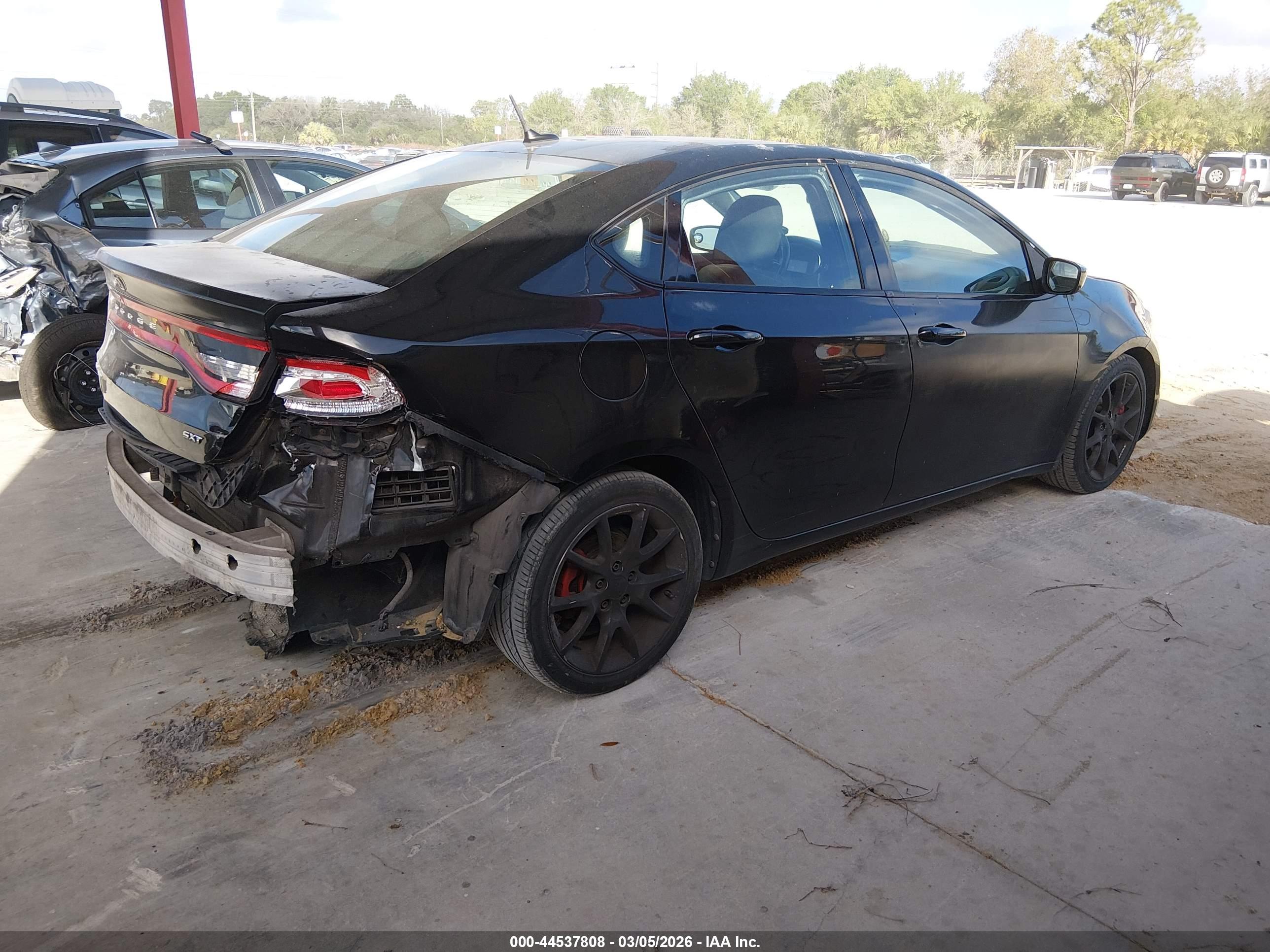 DODGE DART image 4
