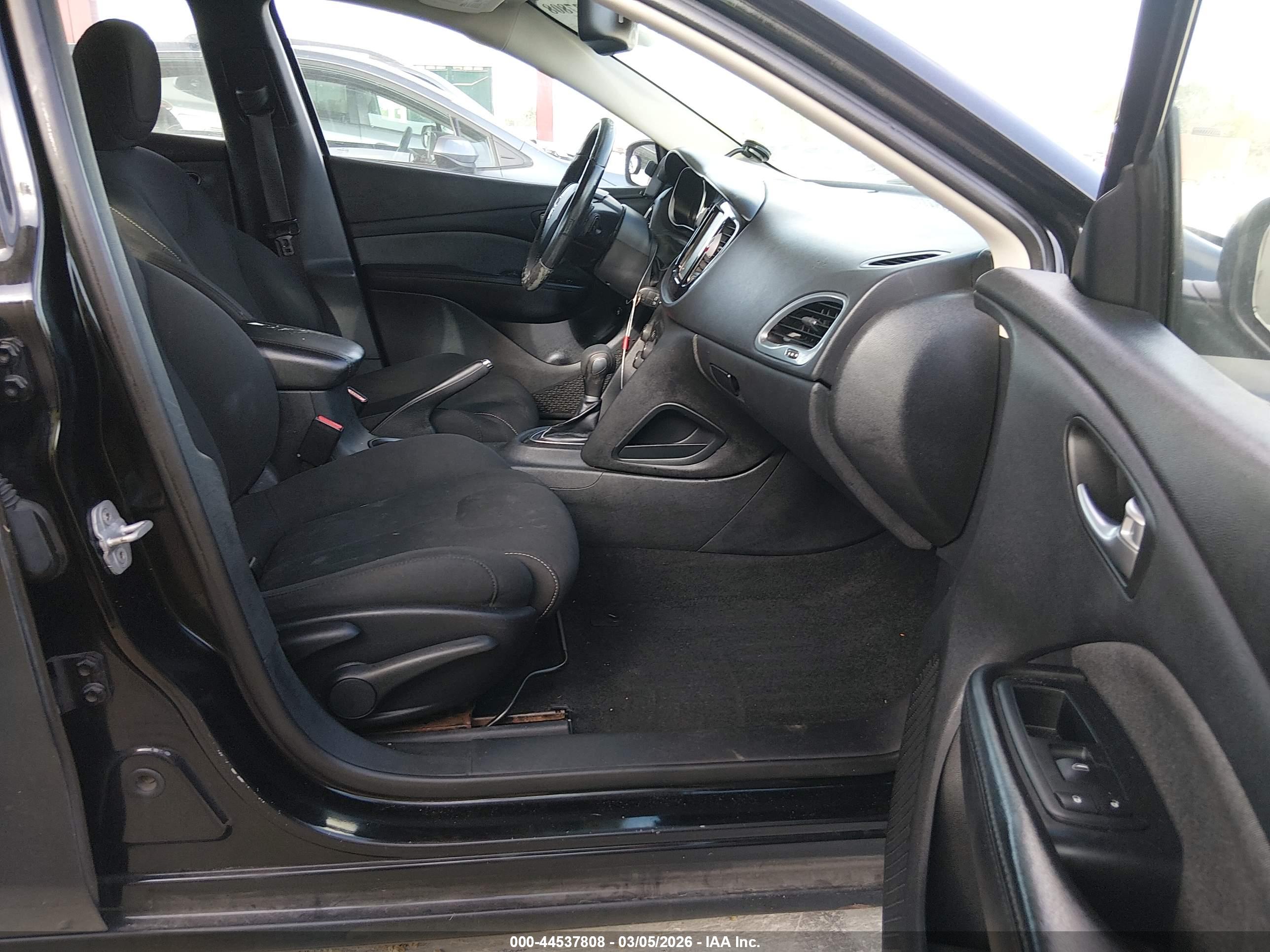 DODGE DART image 5