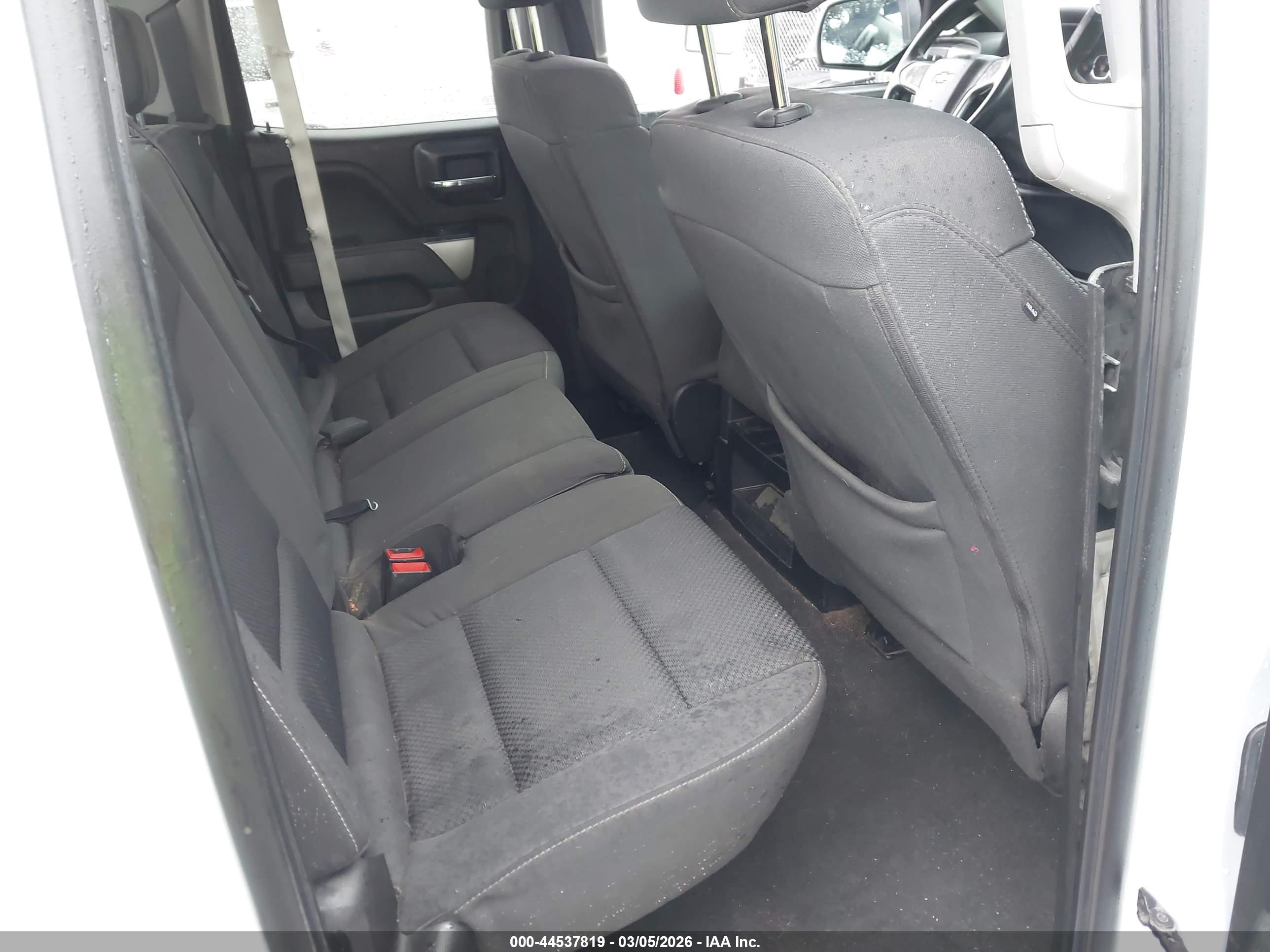 CHEVROLET SILVERADO image 8