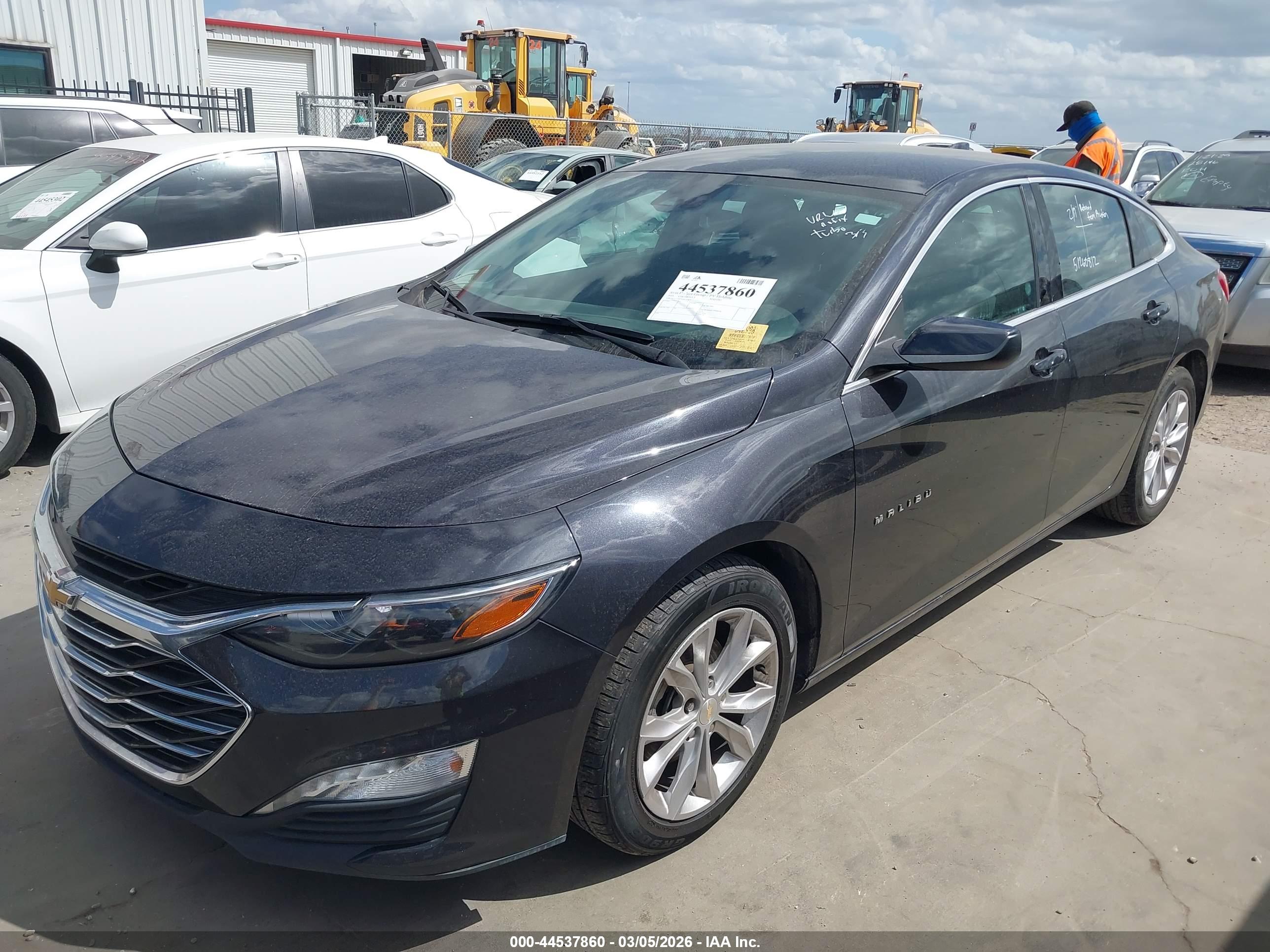 CHEVROLET MALIBU image 2