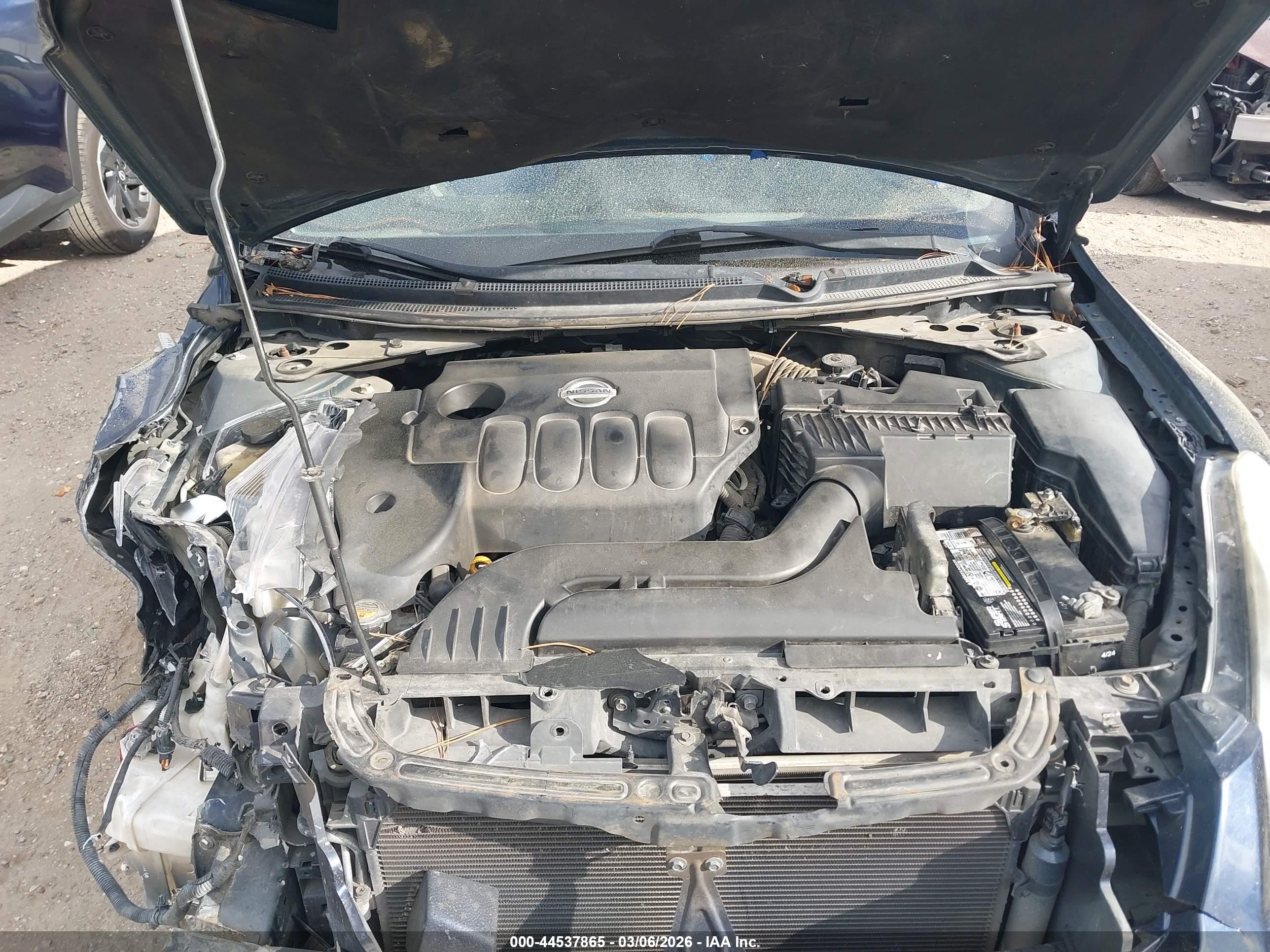NISSAN ALTIMA image 10