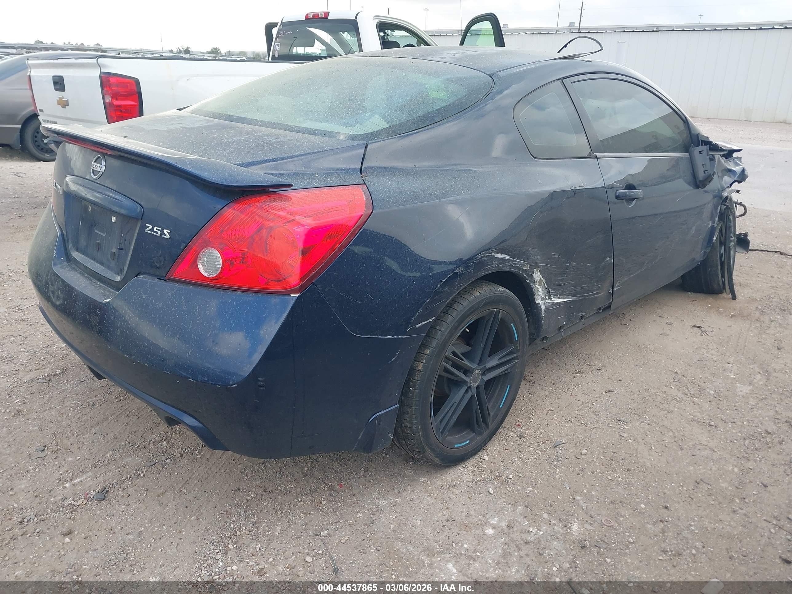 NISSAN ALTIMA image 4