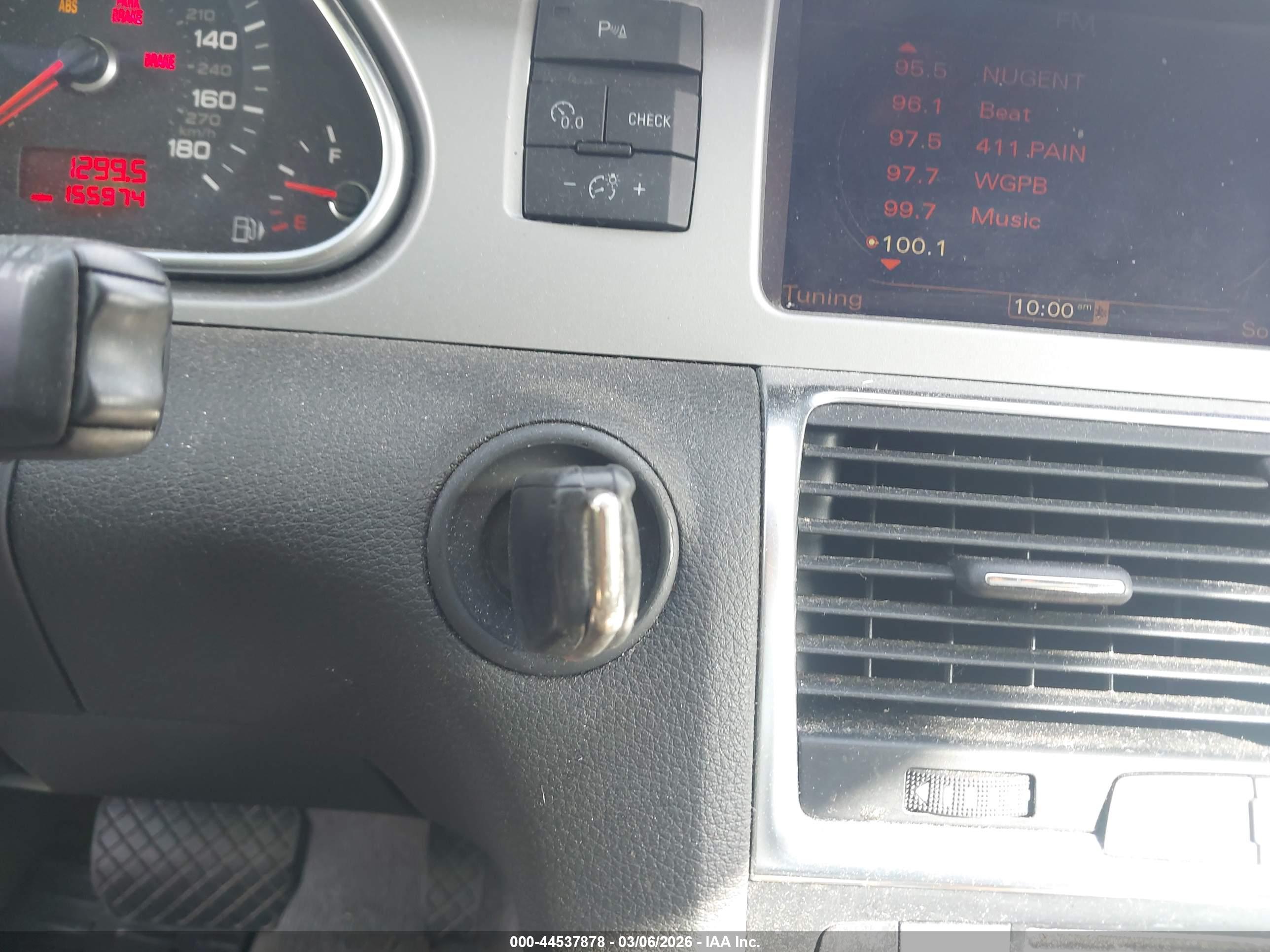 AUDI Q7 image 11