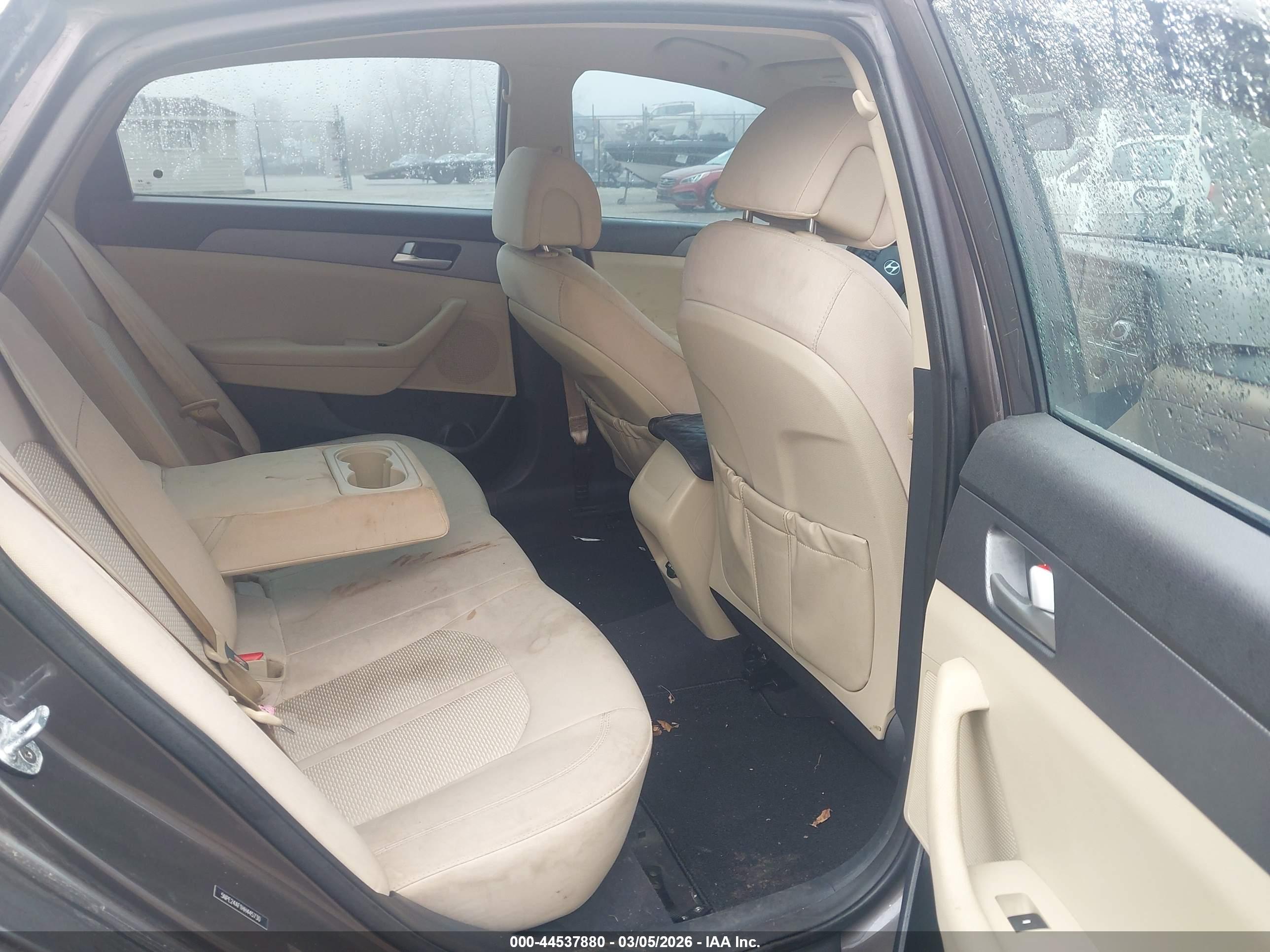 HYUNDAI SONATA image 8