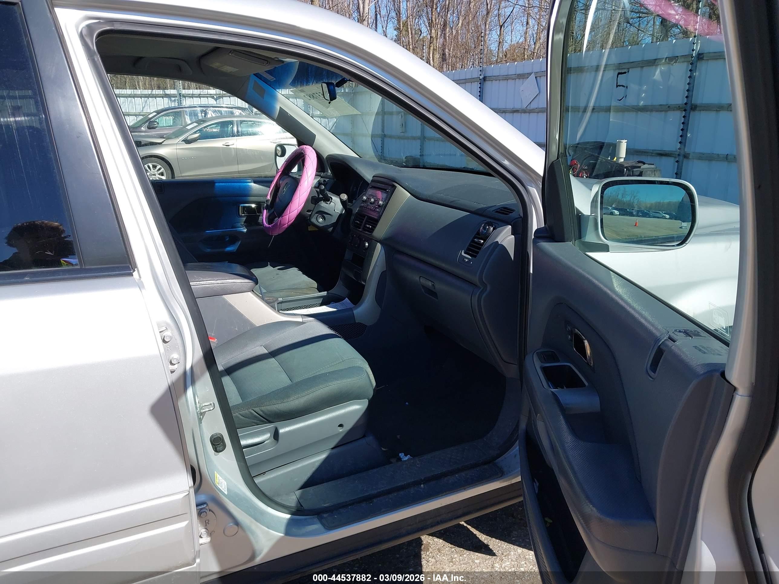HONDA PILOT image 5