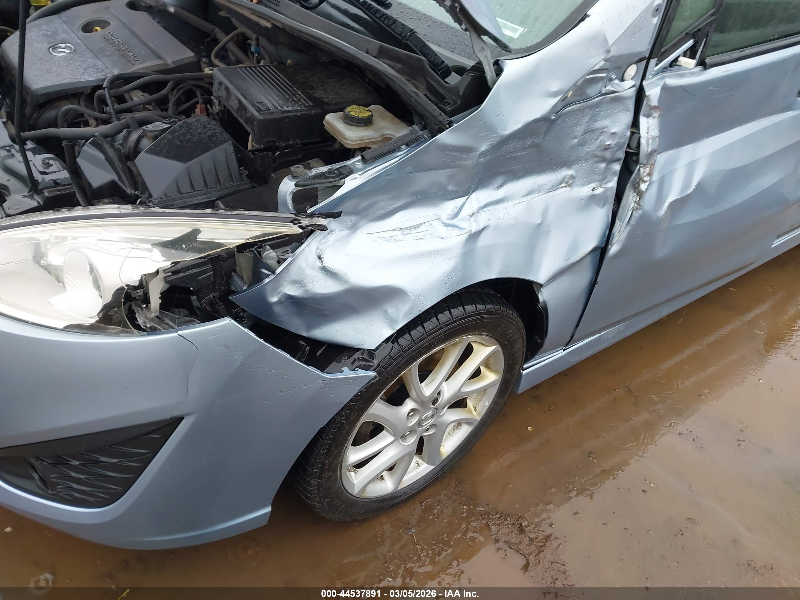 MAZDA MAZDA5 image 6