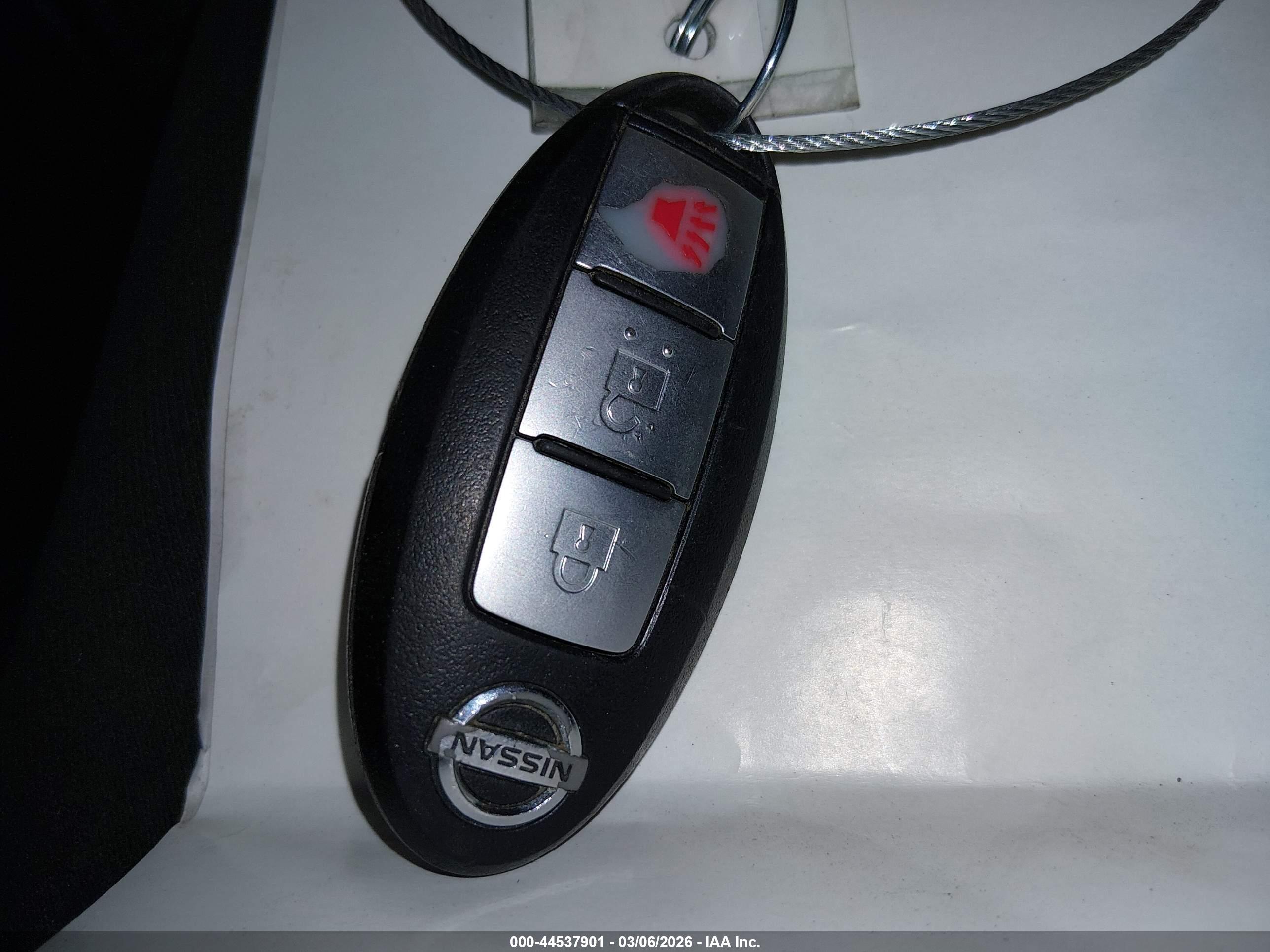 NISSAN MURANO image 11