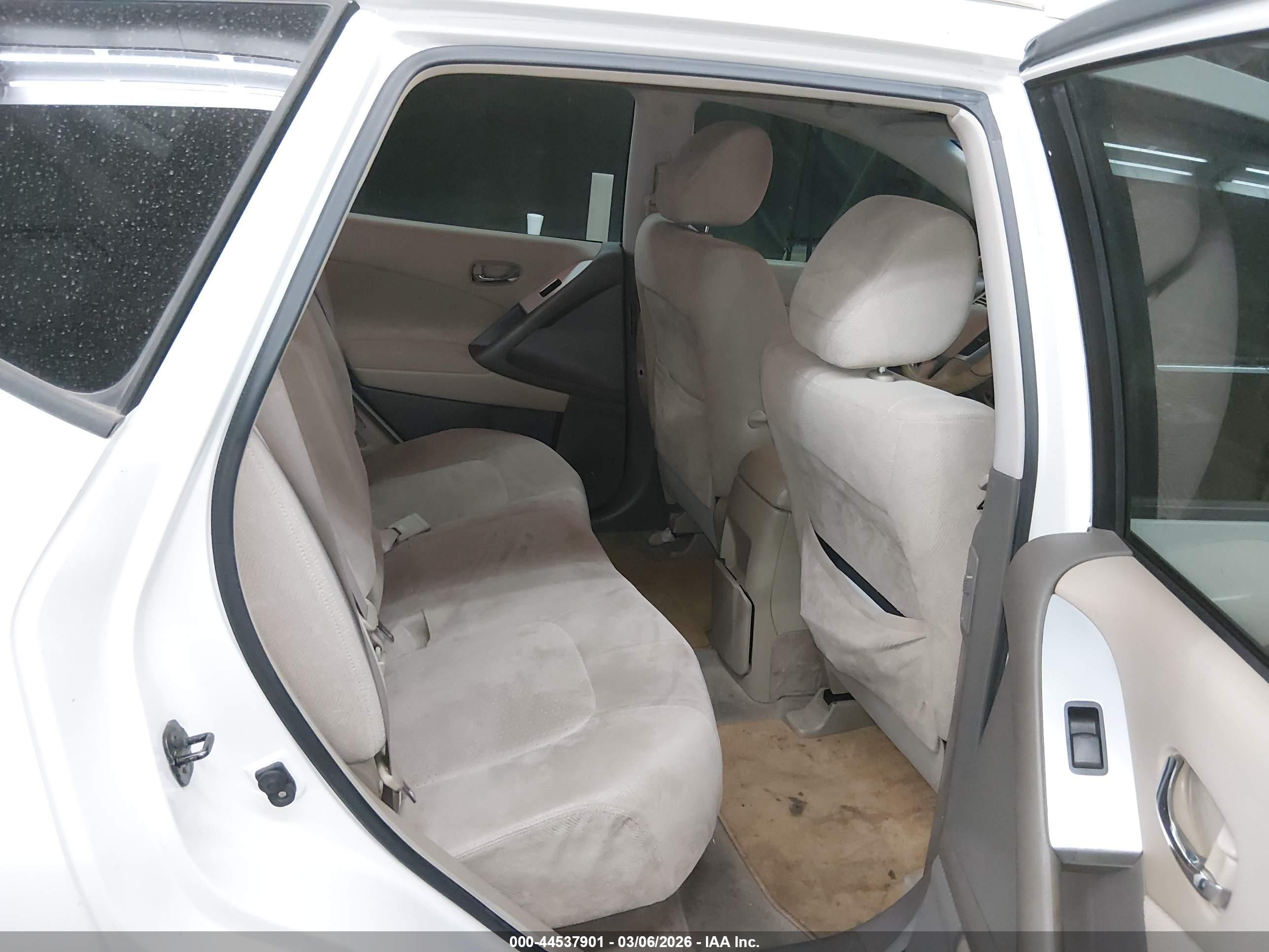 NISSAN MURANO image 8