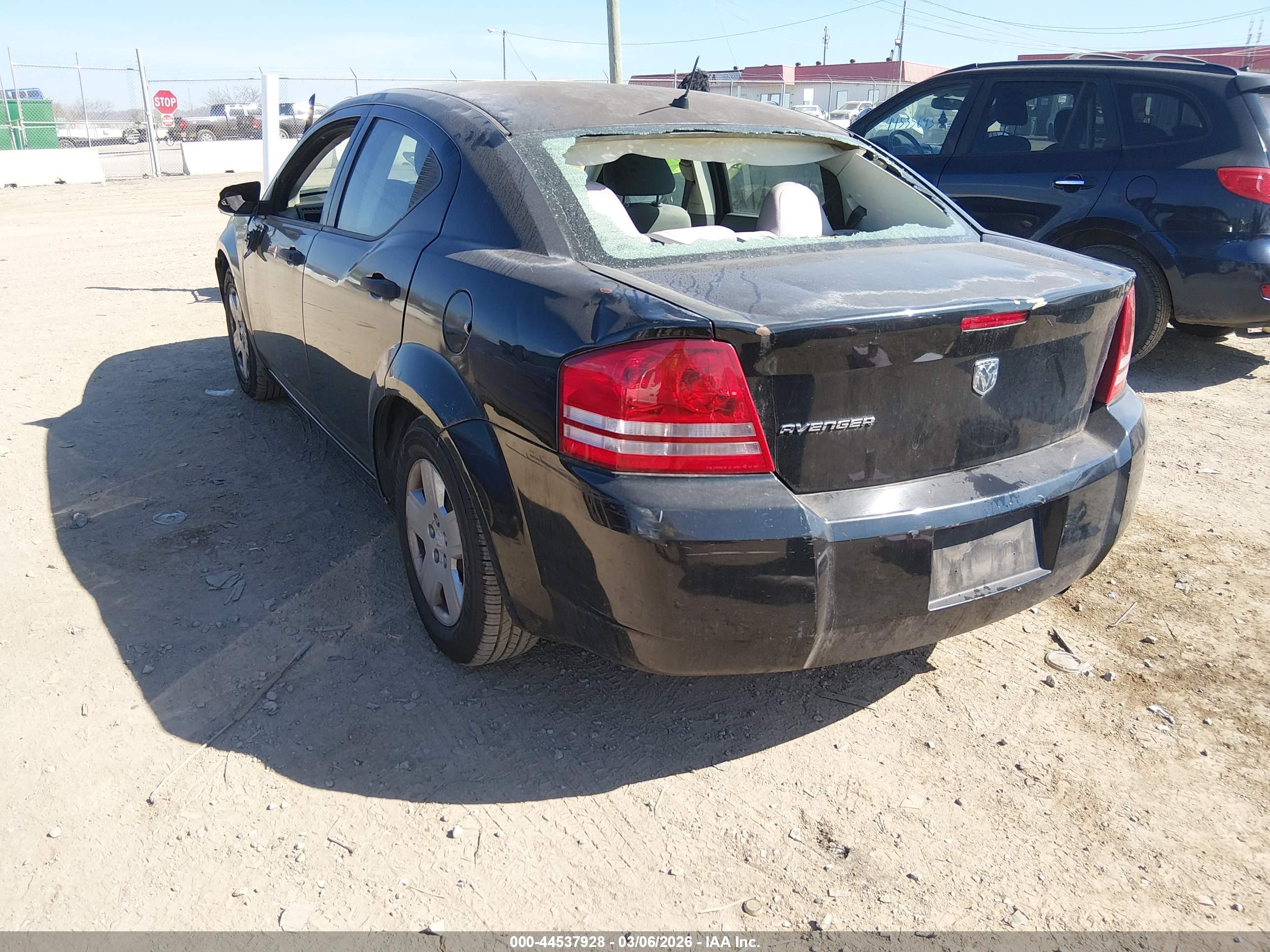 DODGE AVENGER image 3