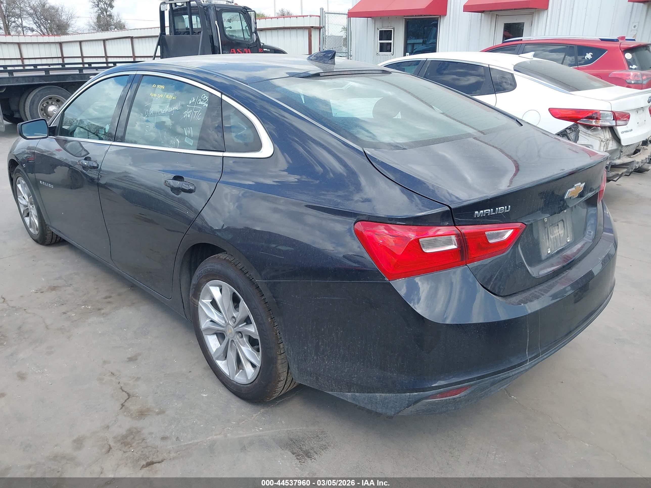 CHEVROLET MALIBU image 3