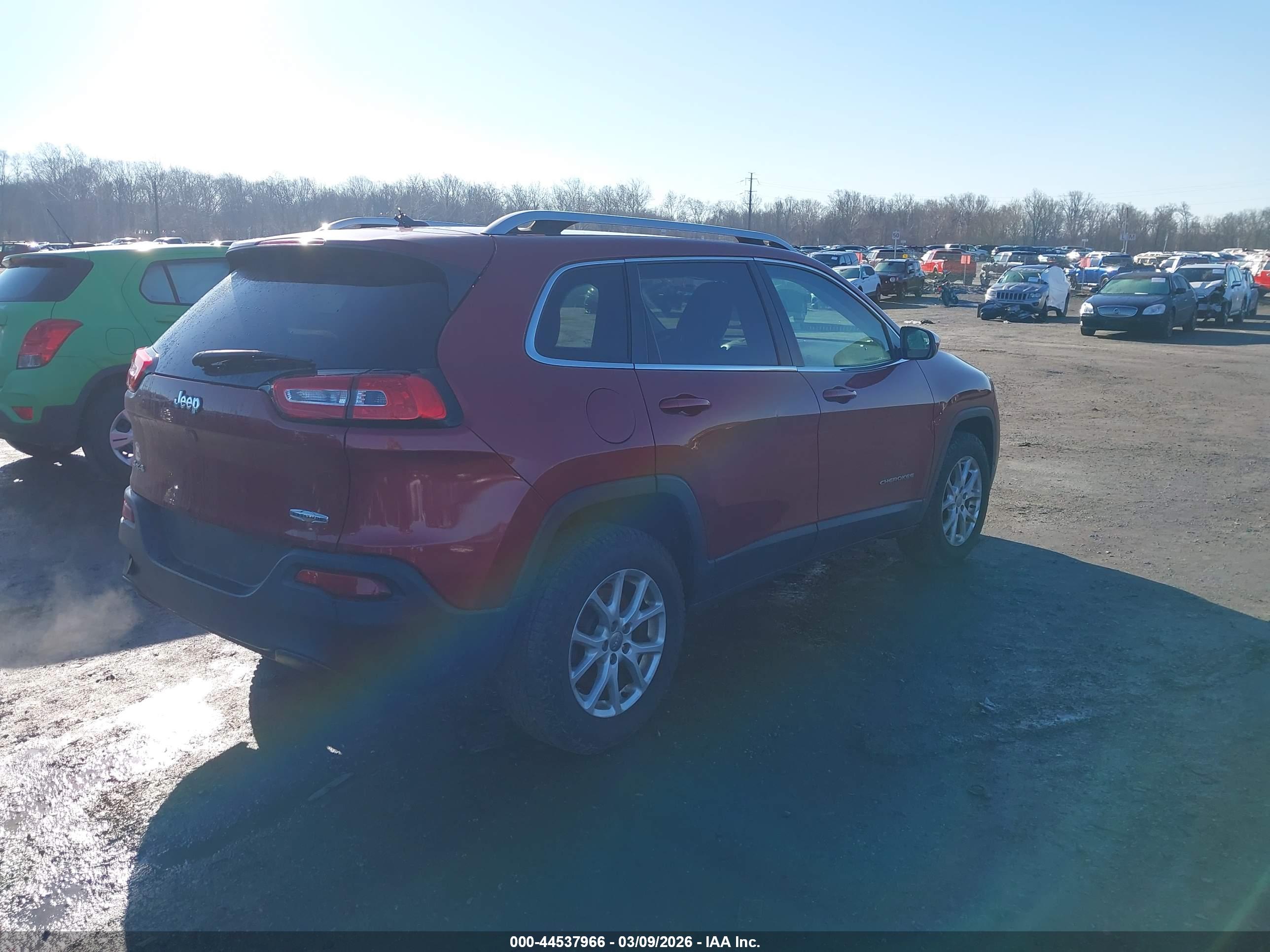 JEEP CHEROKEE image 4
