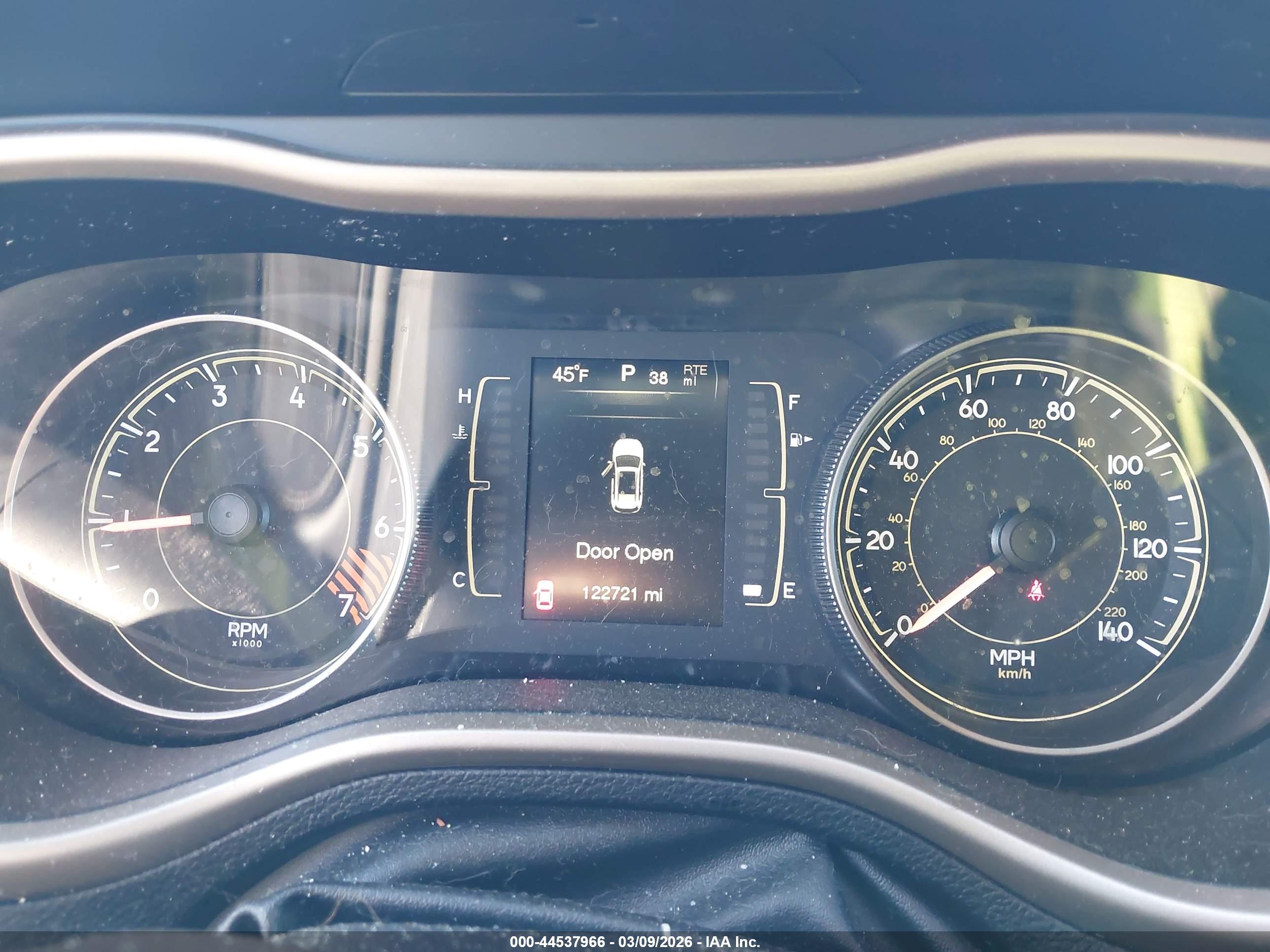 JEEP CHEROKEE image 7