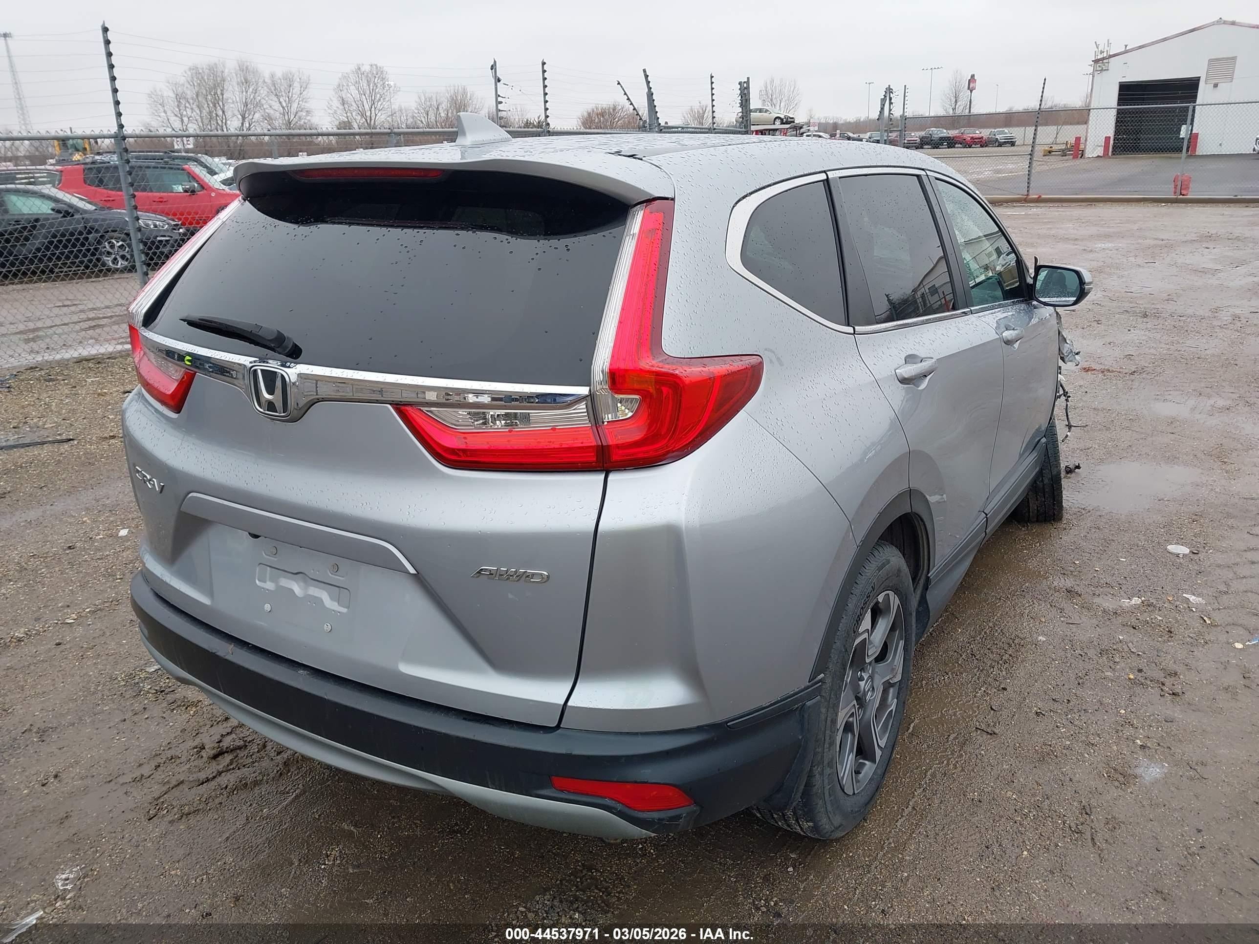 HONDA CR-V image 4