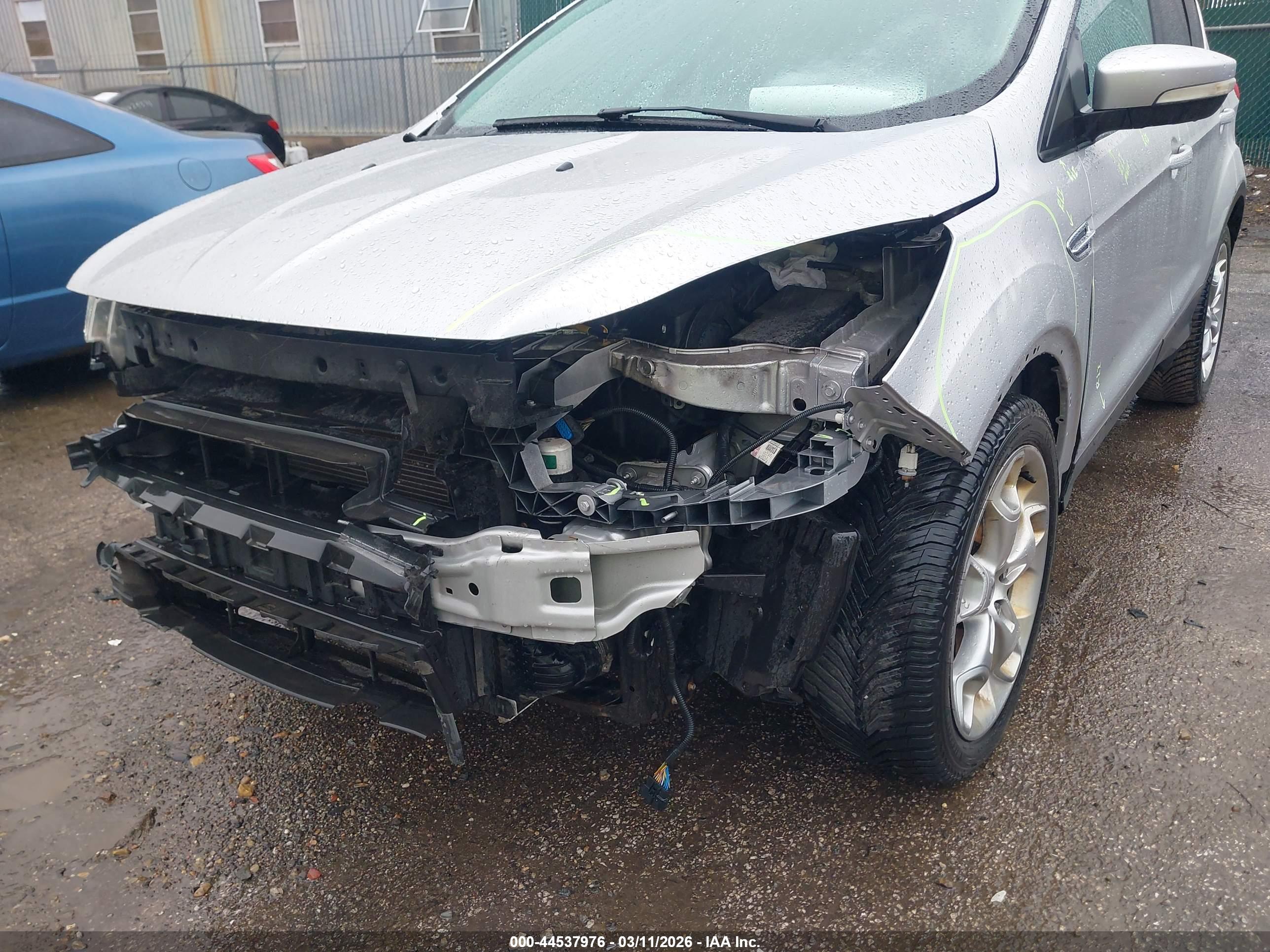 FORD ESCAPE image 6