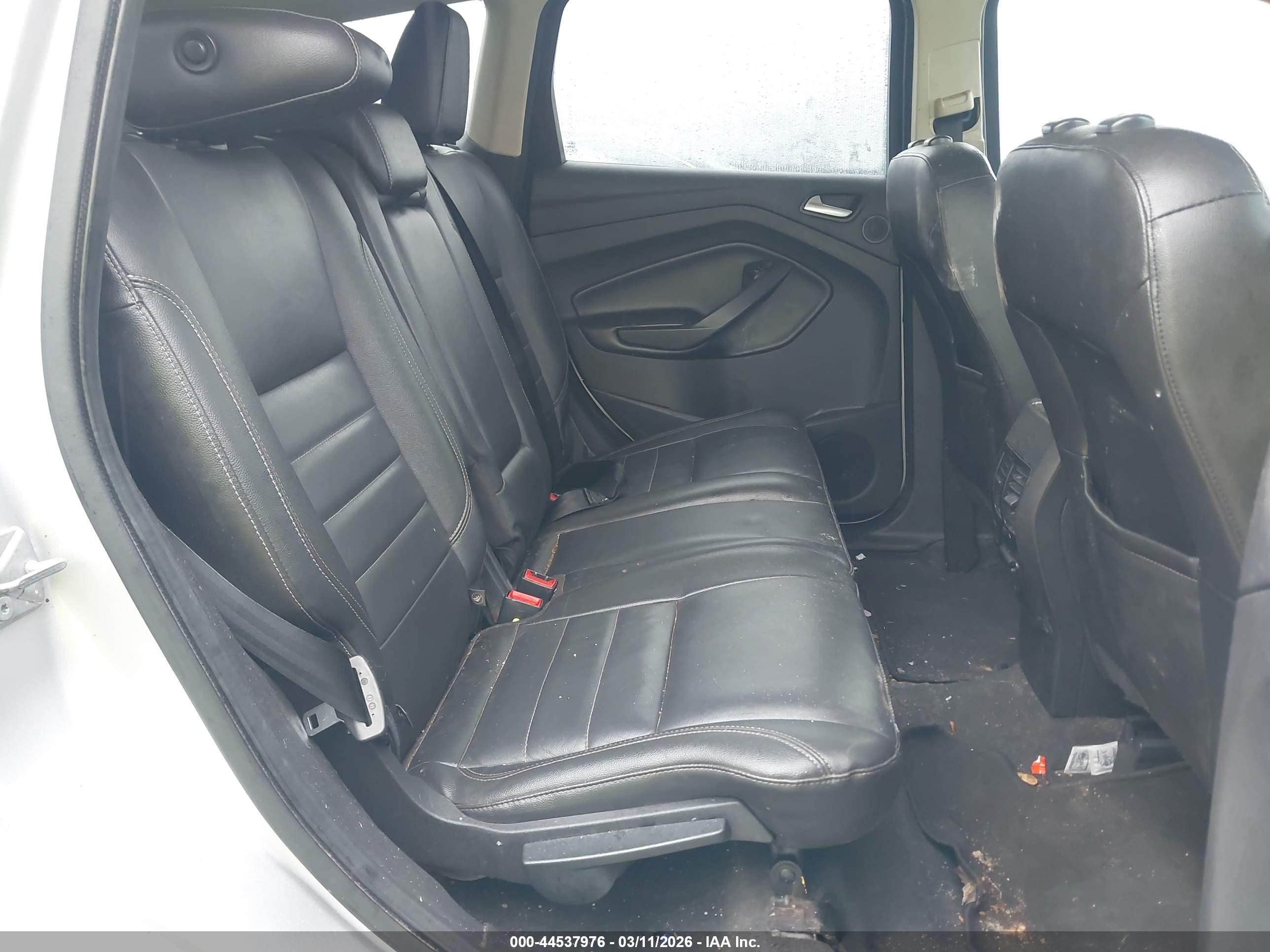 FORD ESCAPE image 8