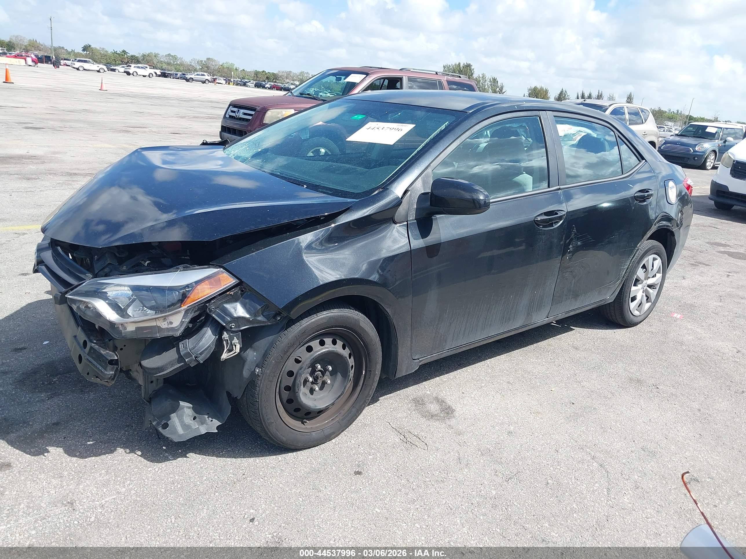 TOYOTA COROLLA image 2