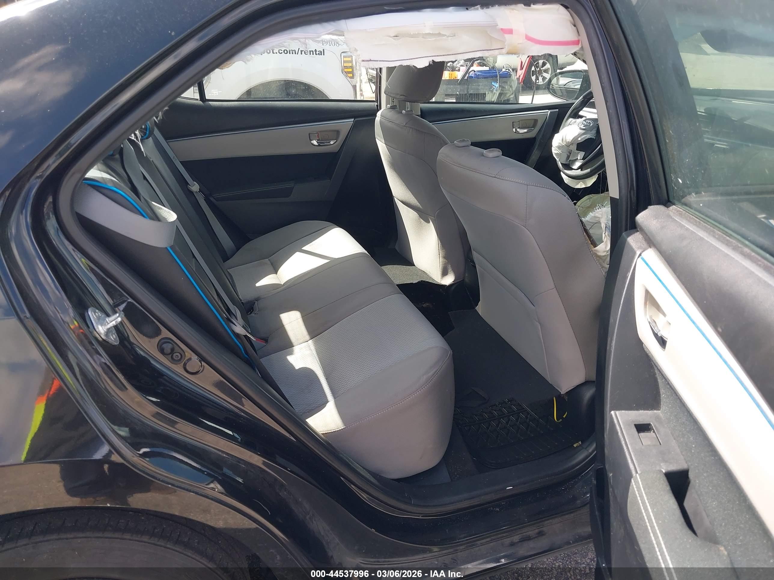 TOYOTA COROLLA image 8