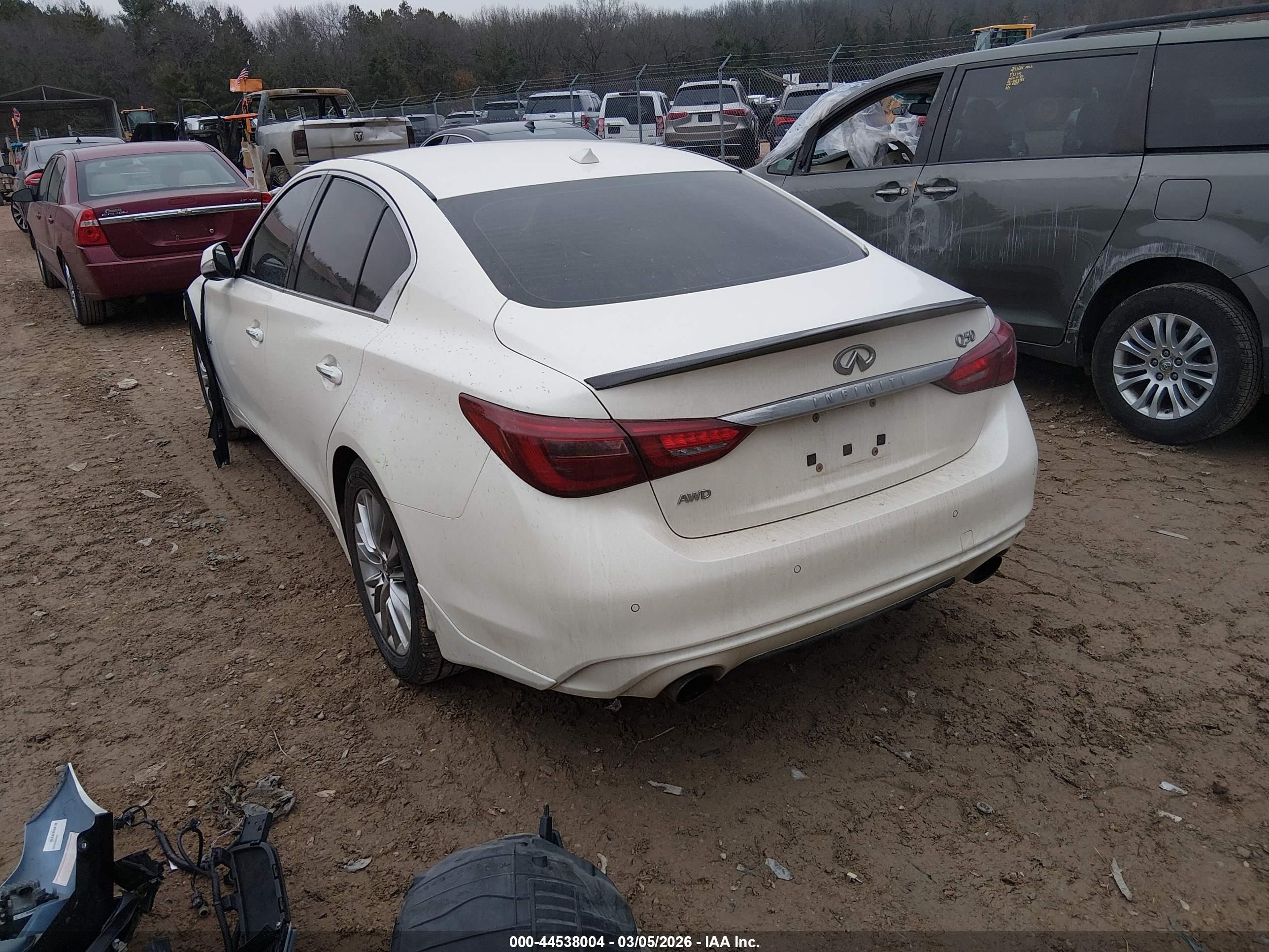 INFINITI Q50 image 3