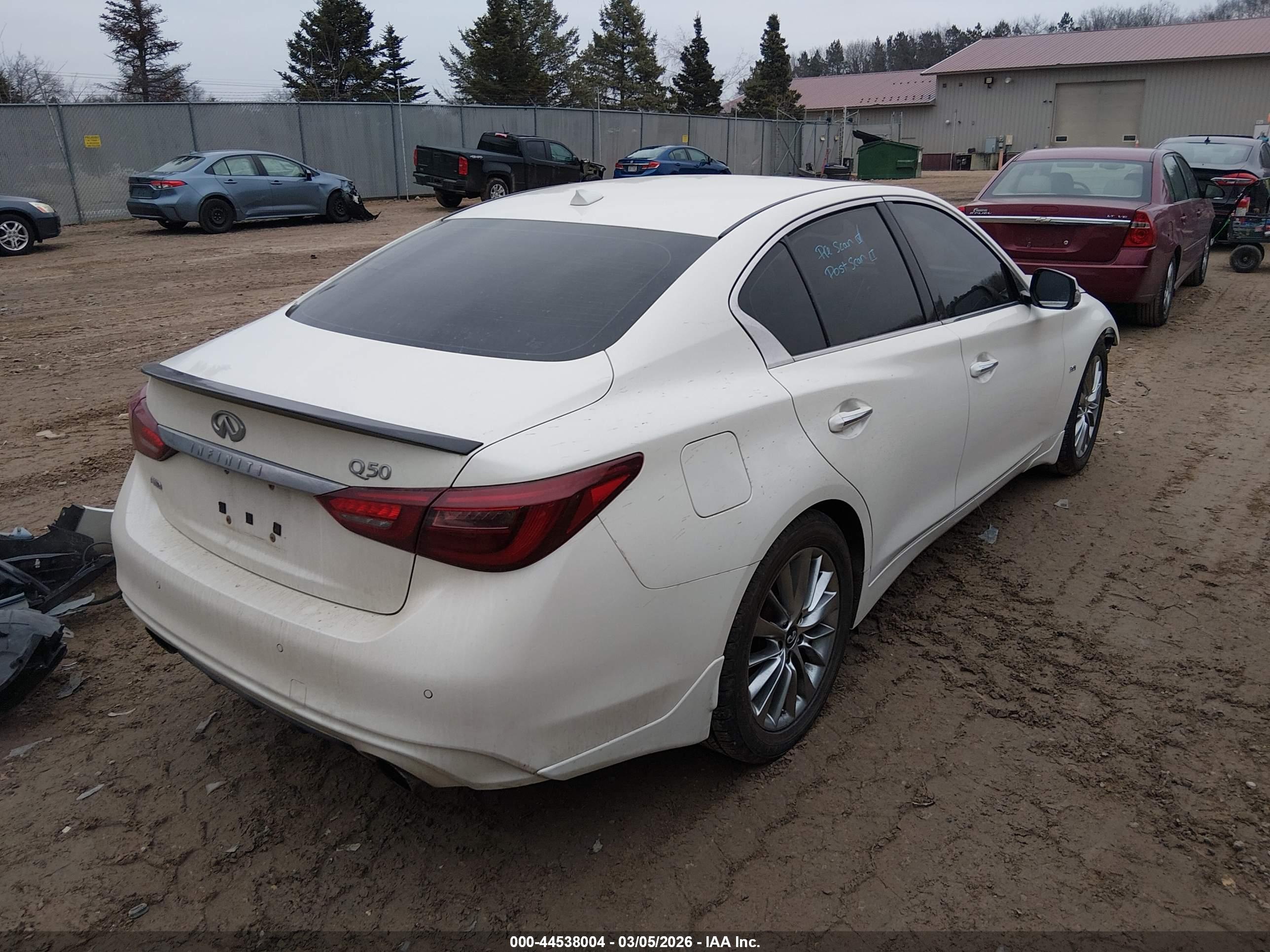 INFINITI Q50 image 4