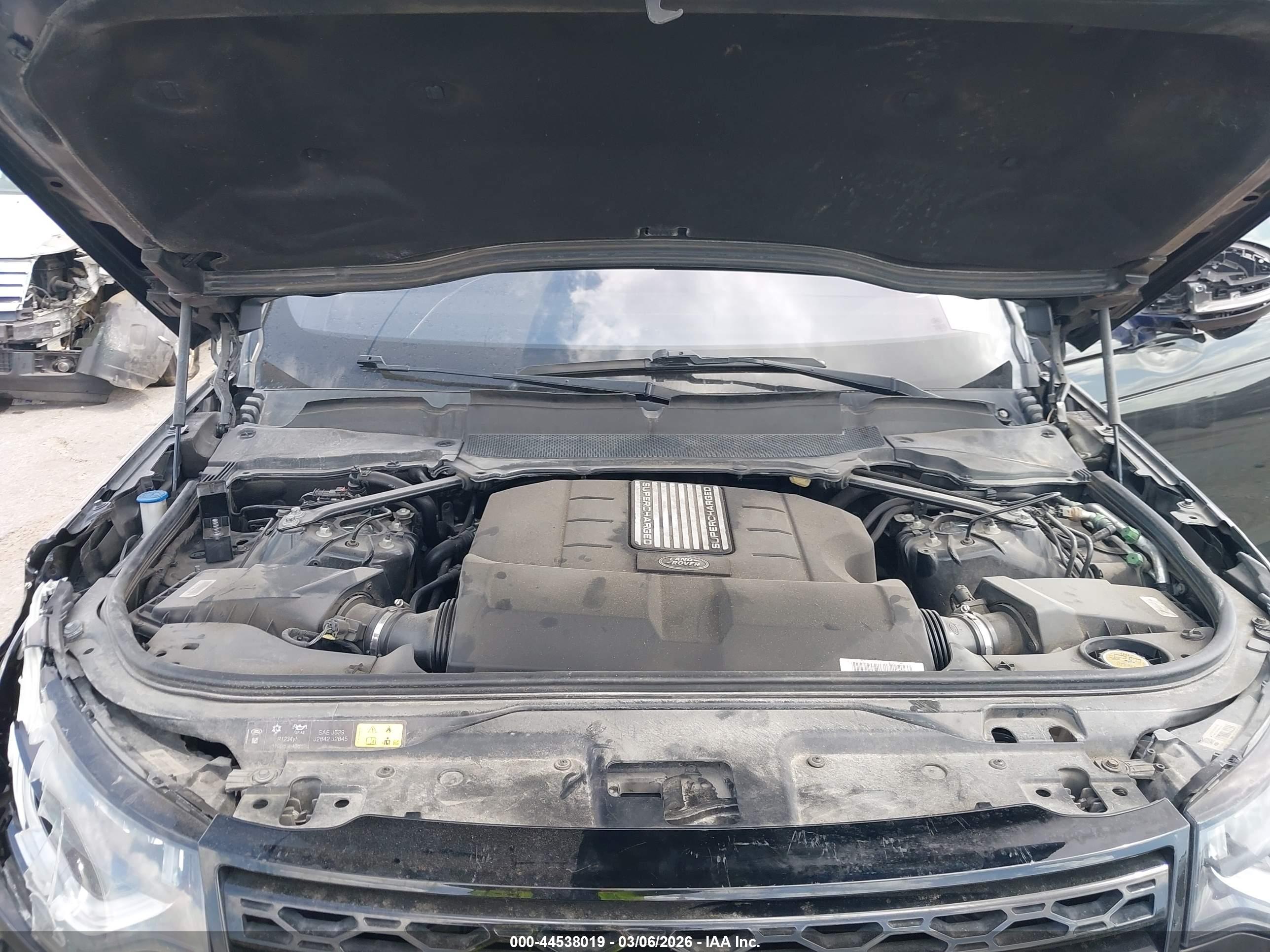 LAND ROVER image 10