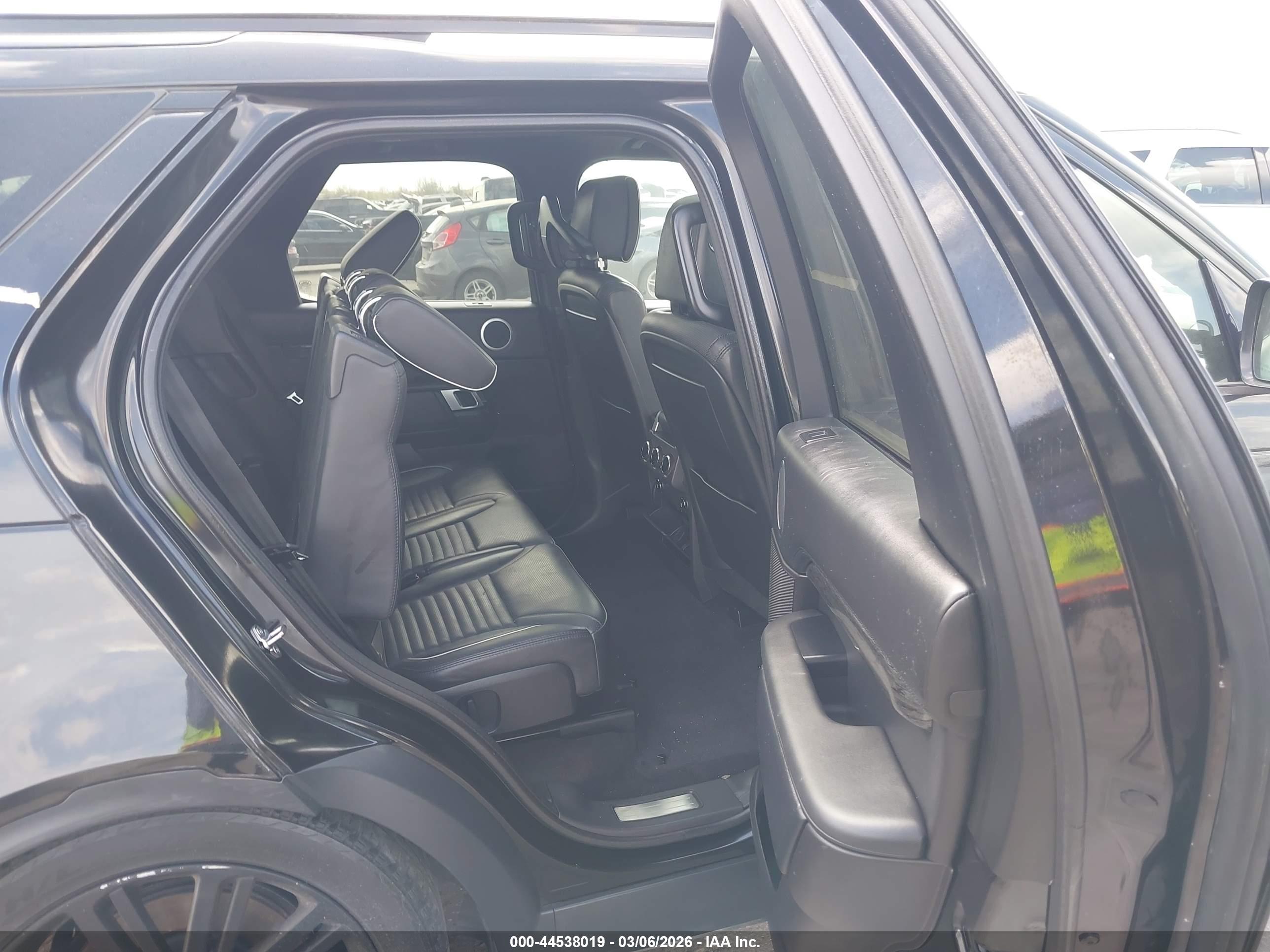 LAND ROVER image 8