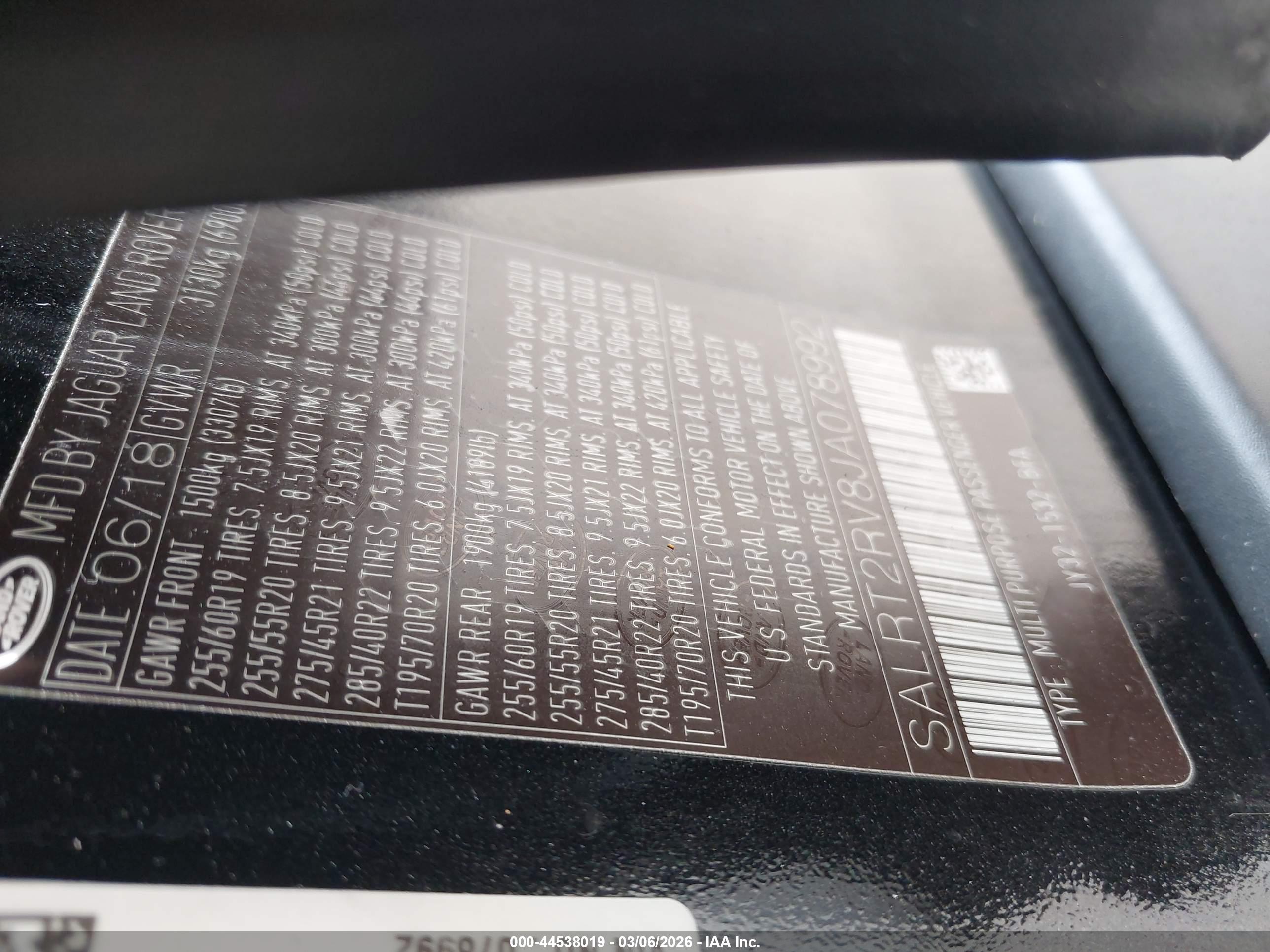 LAND ROVER image 9