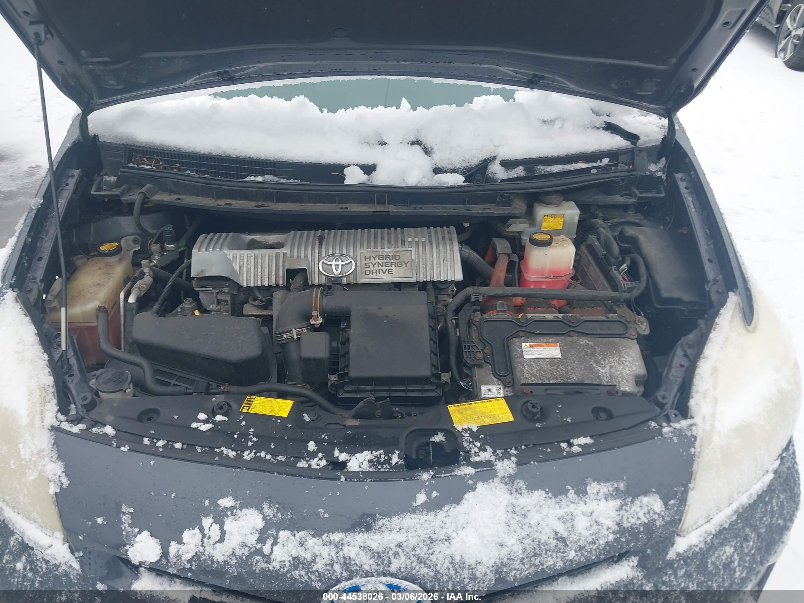 TOYOTA PRIUS image 10