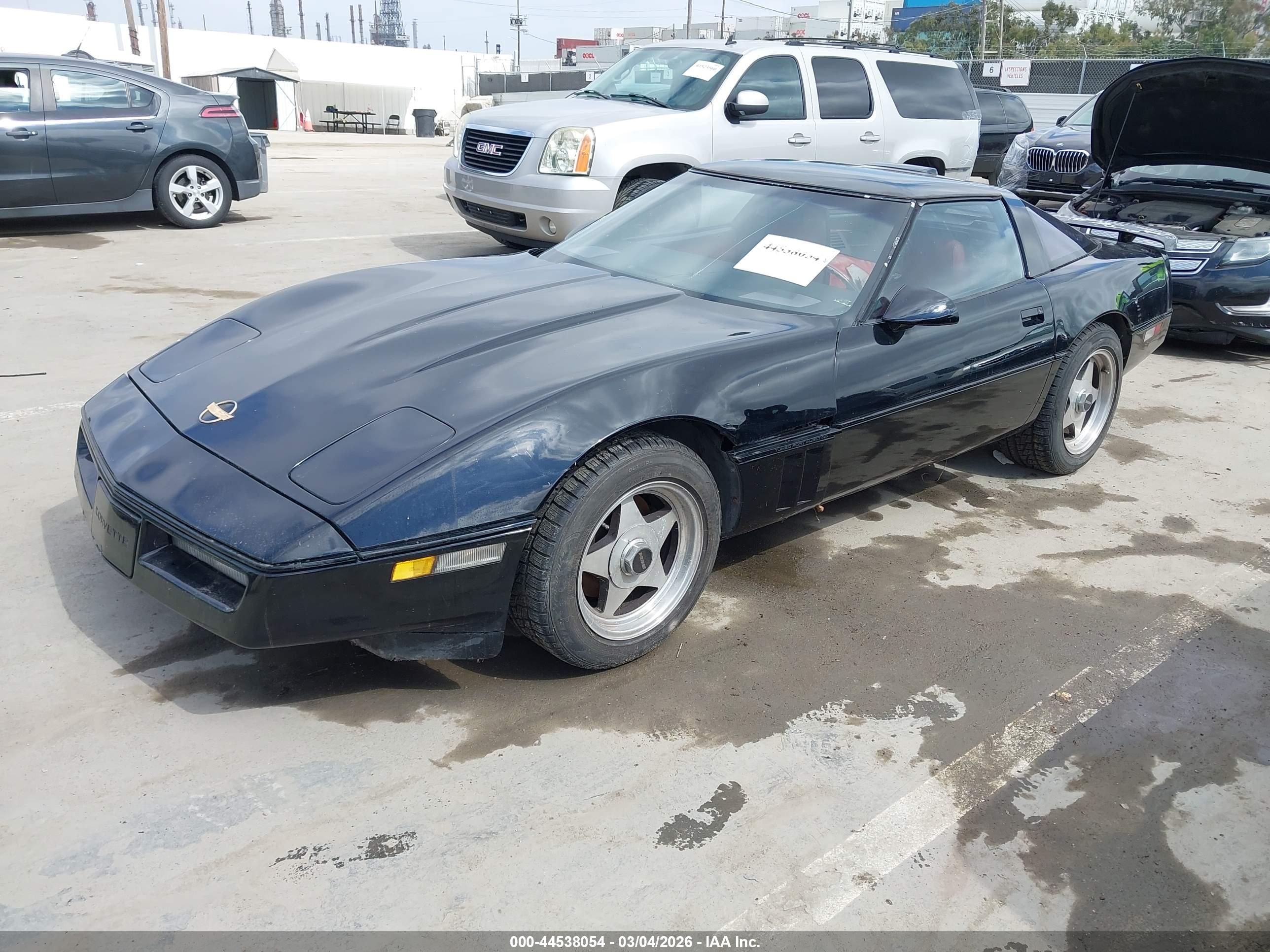 CHEVROLET CORVETTE image 2