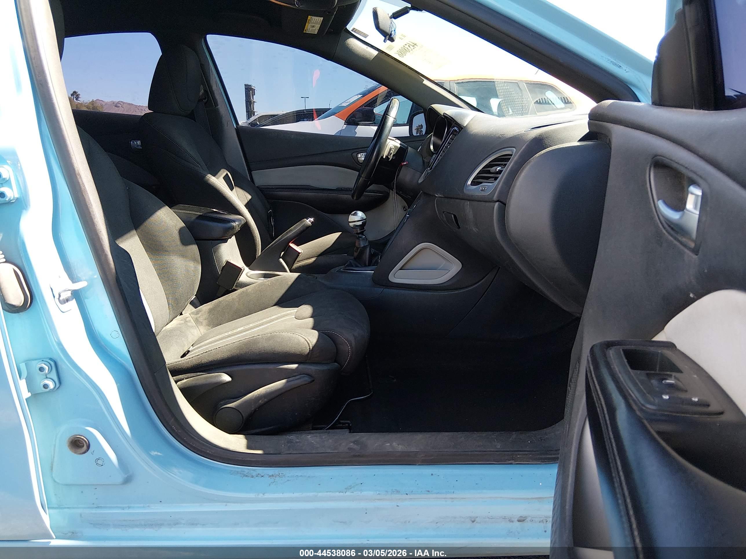 DODGE DART image 5