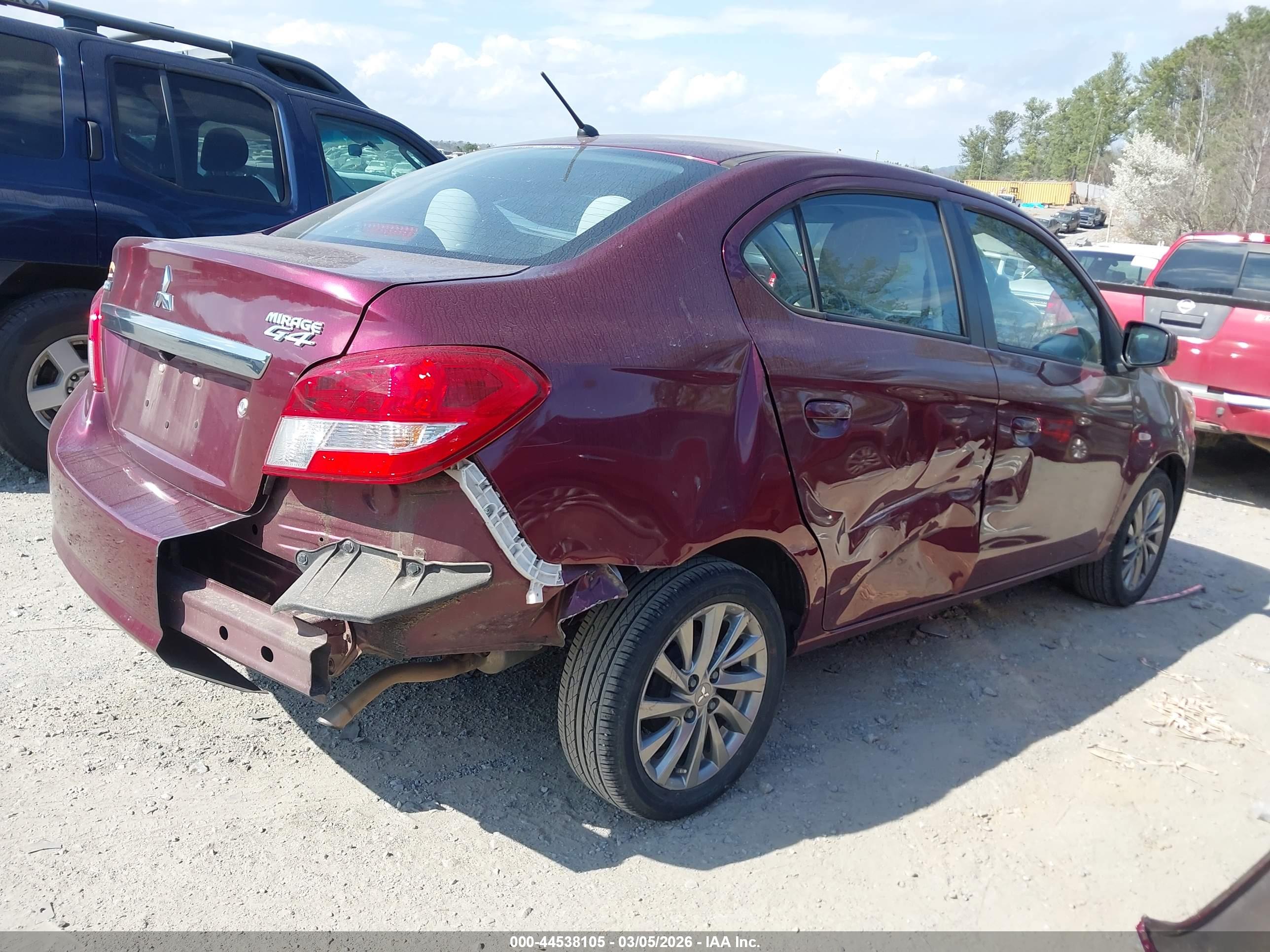 MITSUBISHI MIRAGE image 6
