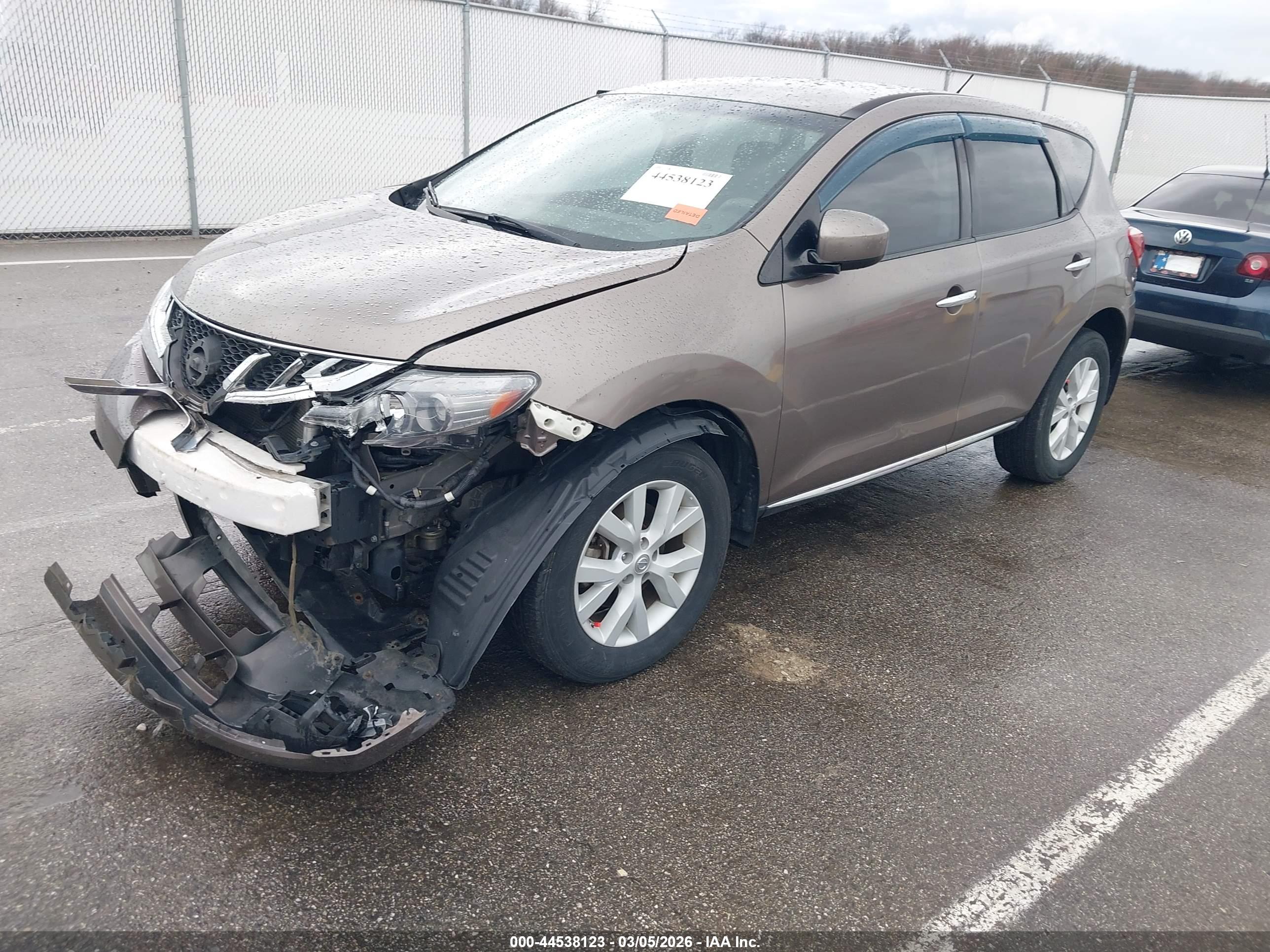 NISSAN MURANO image 2