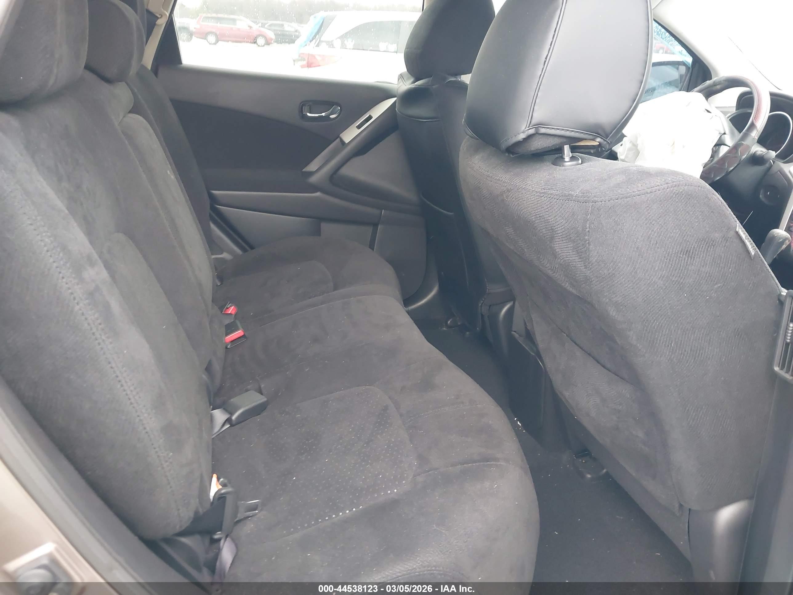 NISSAN MURANO image 8