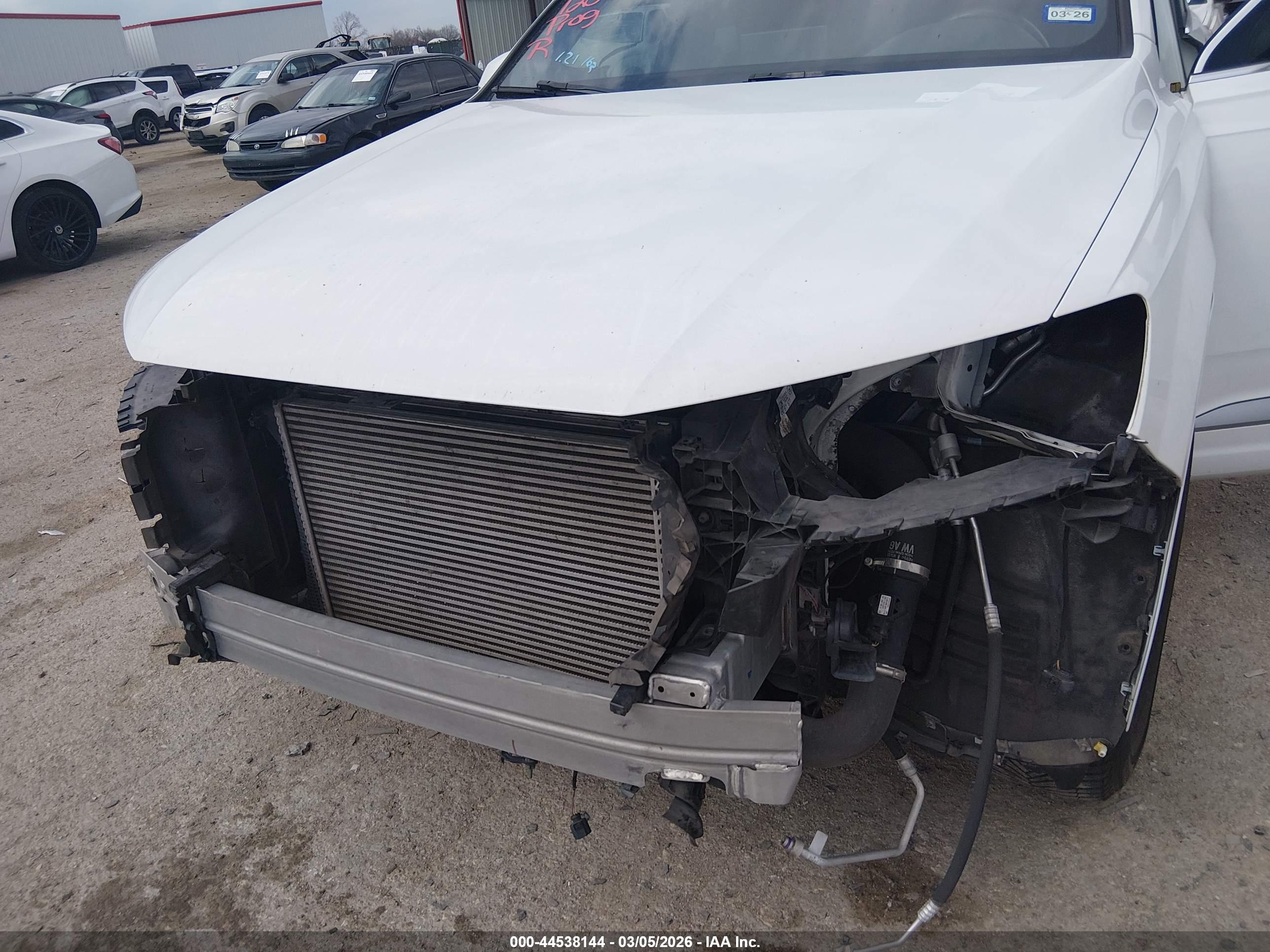 AUDI Q7 image 6