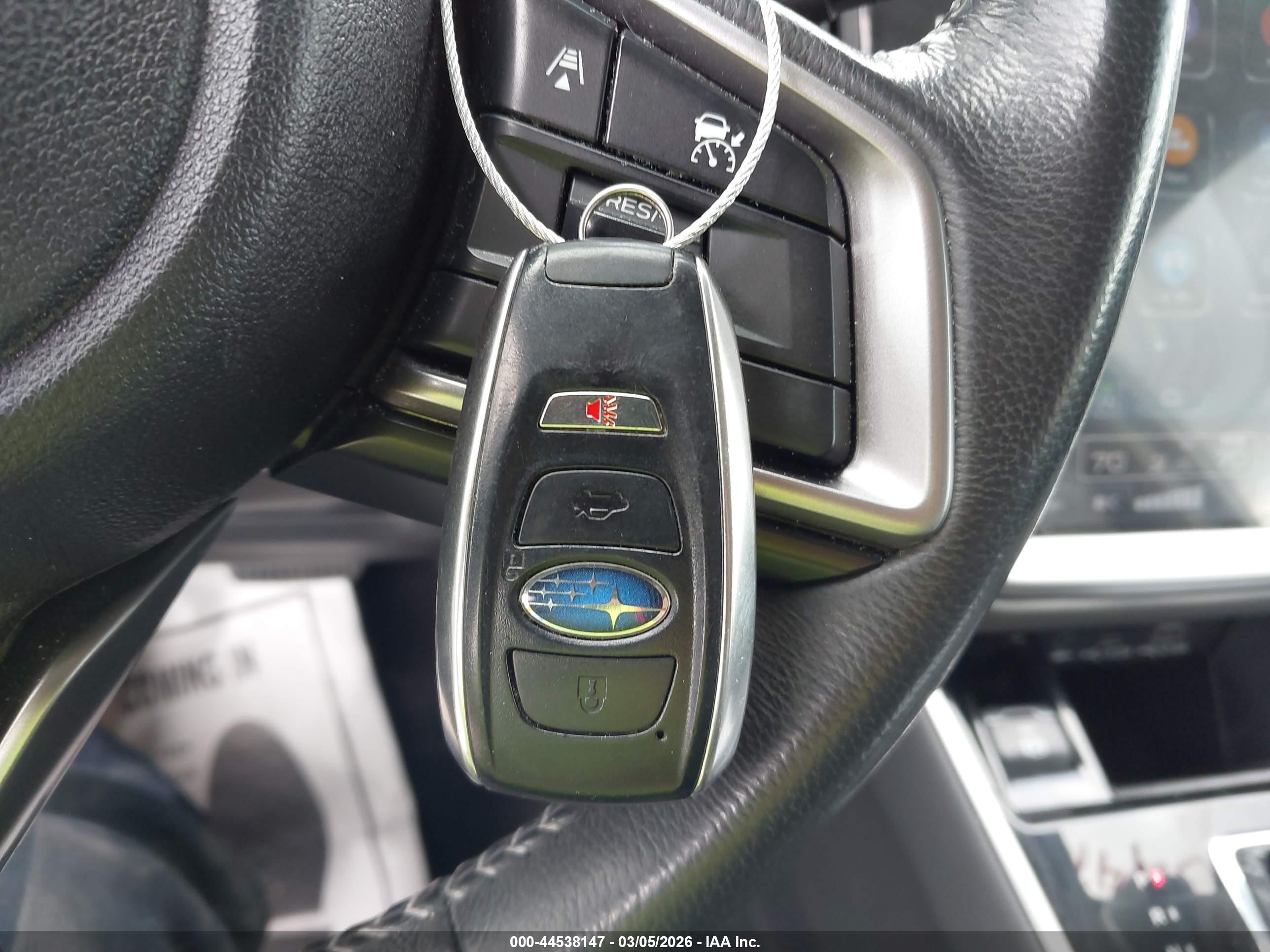 SUBARU OUTBACK image 11