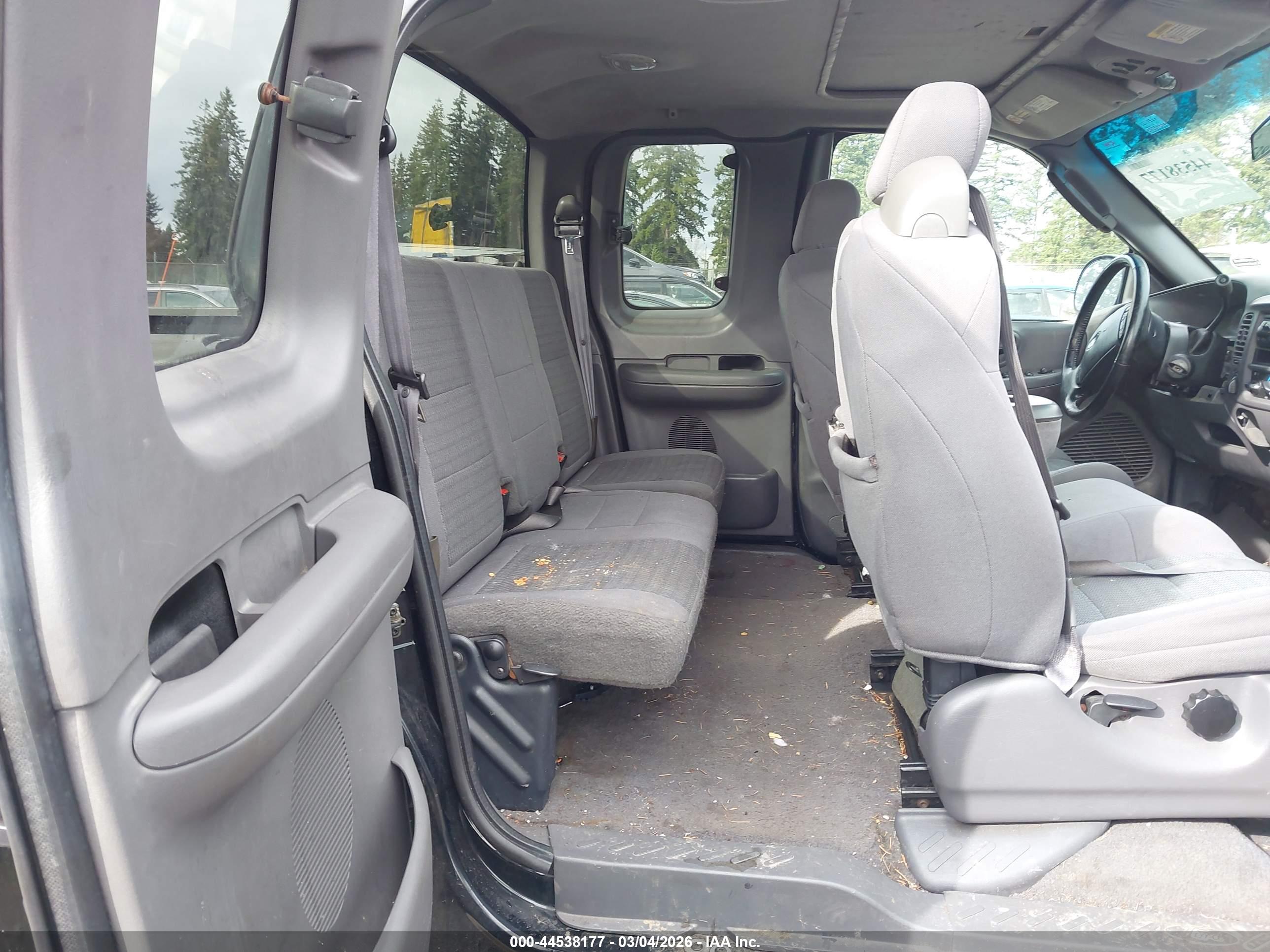 FORD F-150 image 8