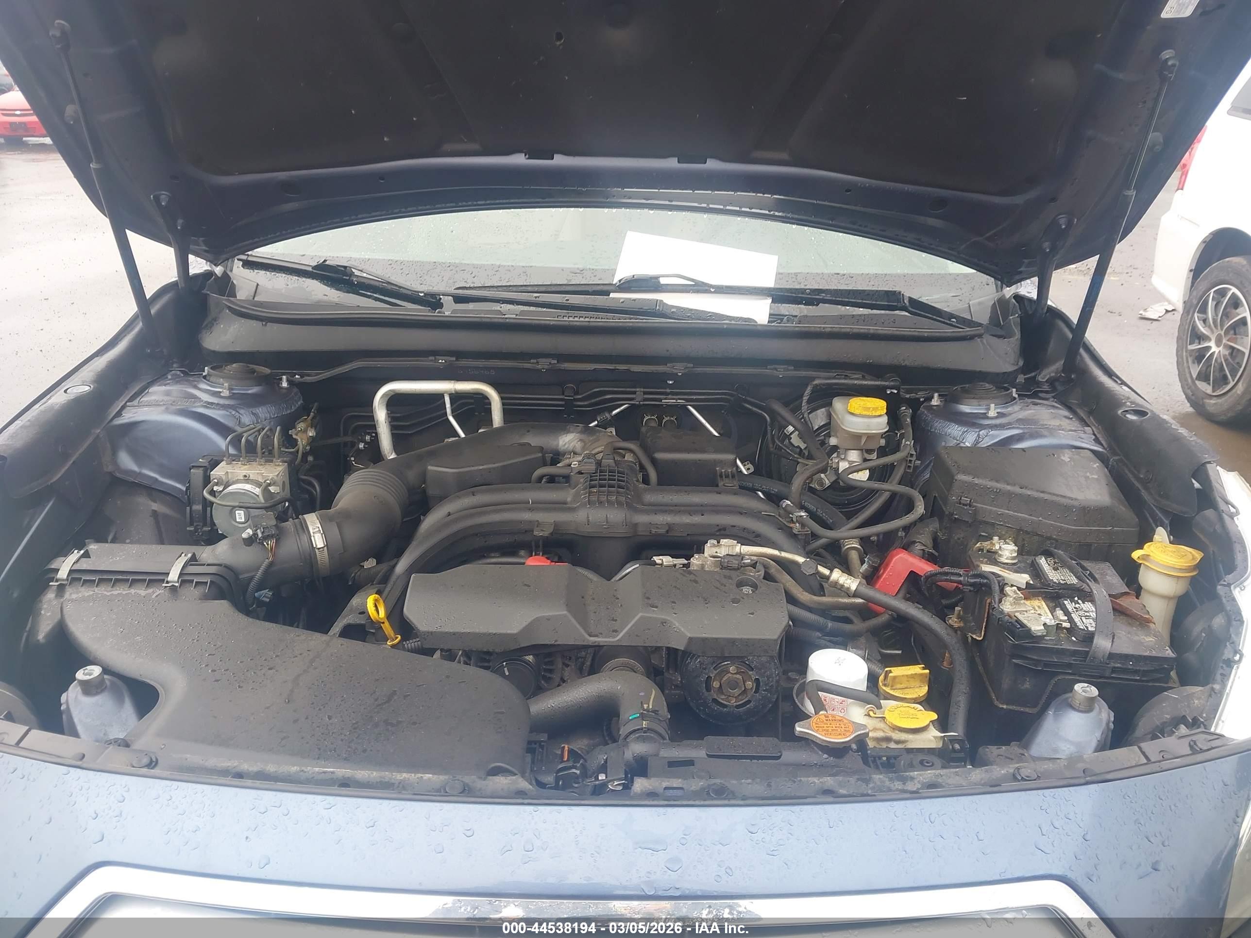 SUBARU OUTBACK image 10