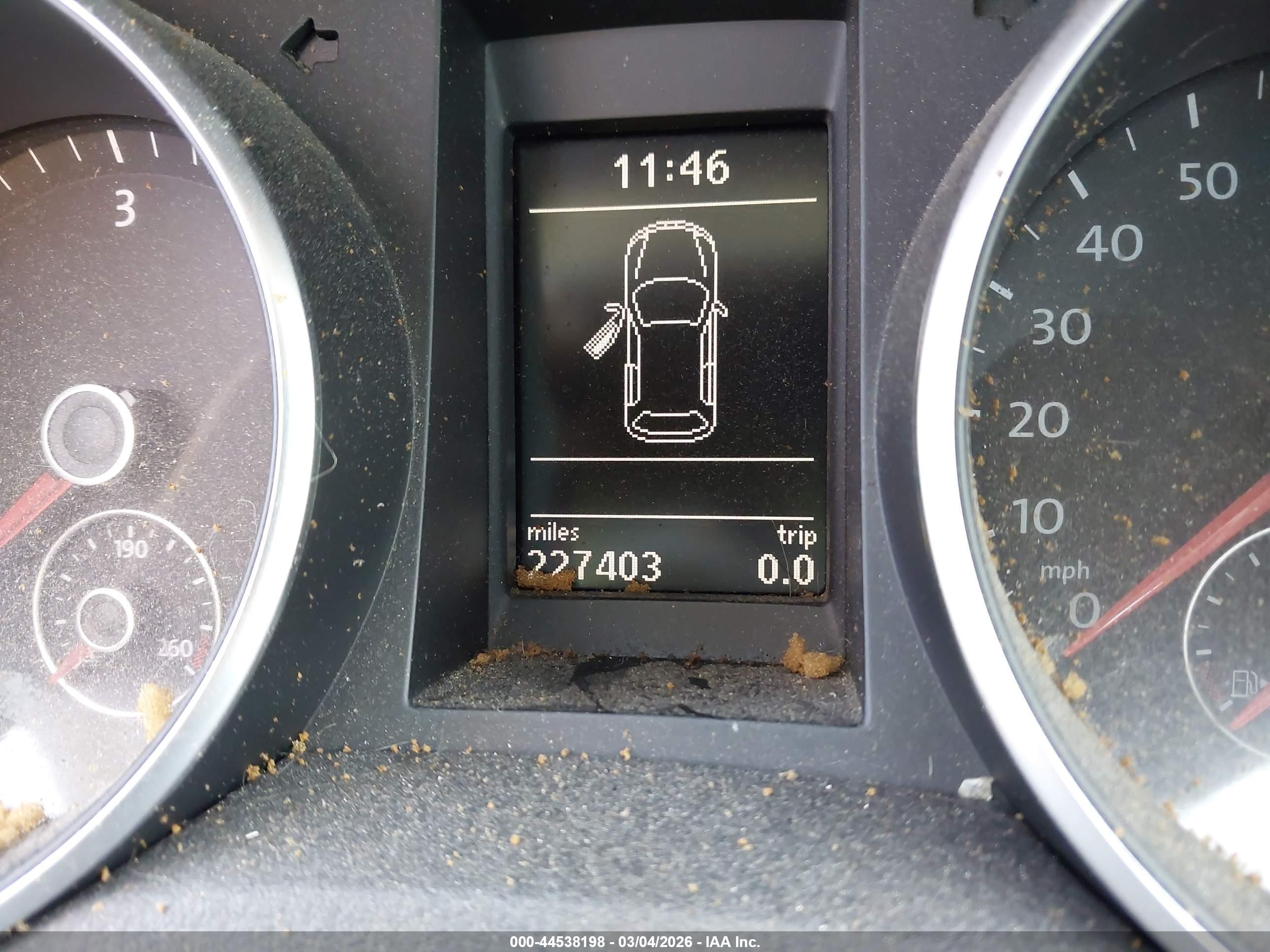 VOLKSWAGEN GOLF image 7