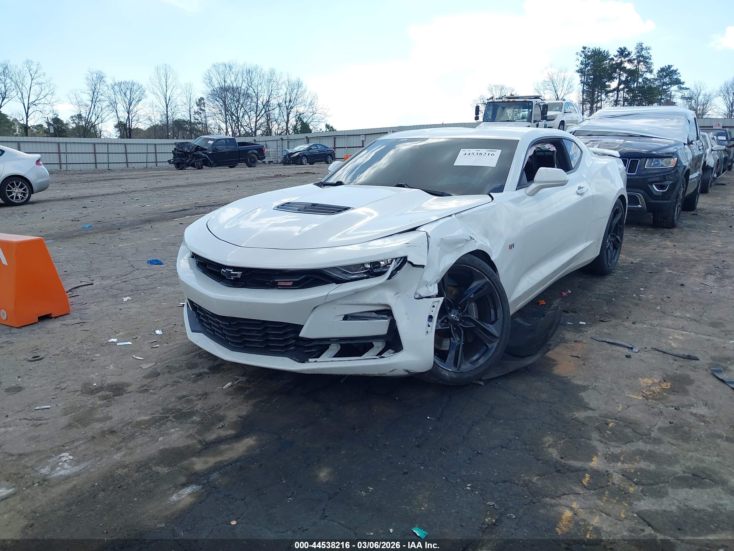 CHEVROLET CAMARO image 6