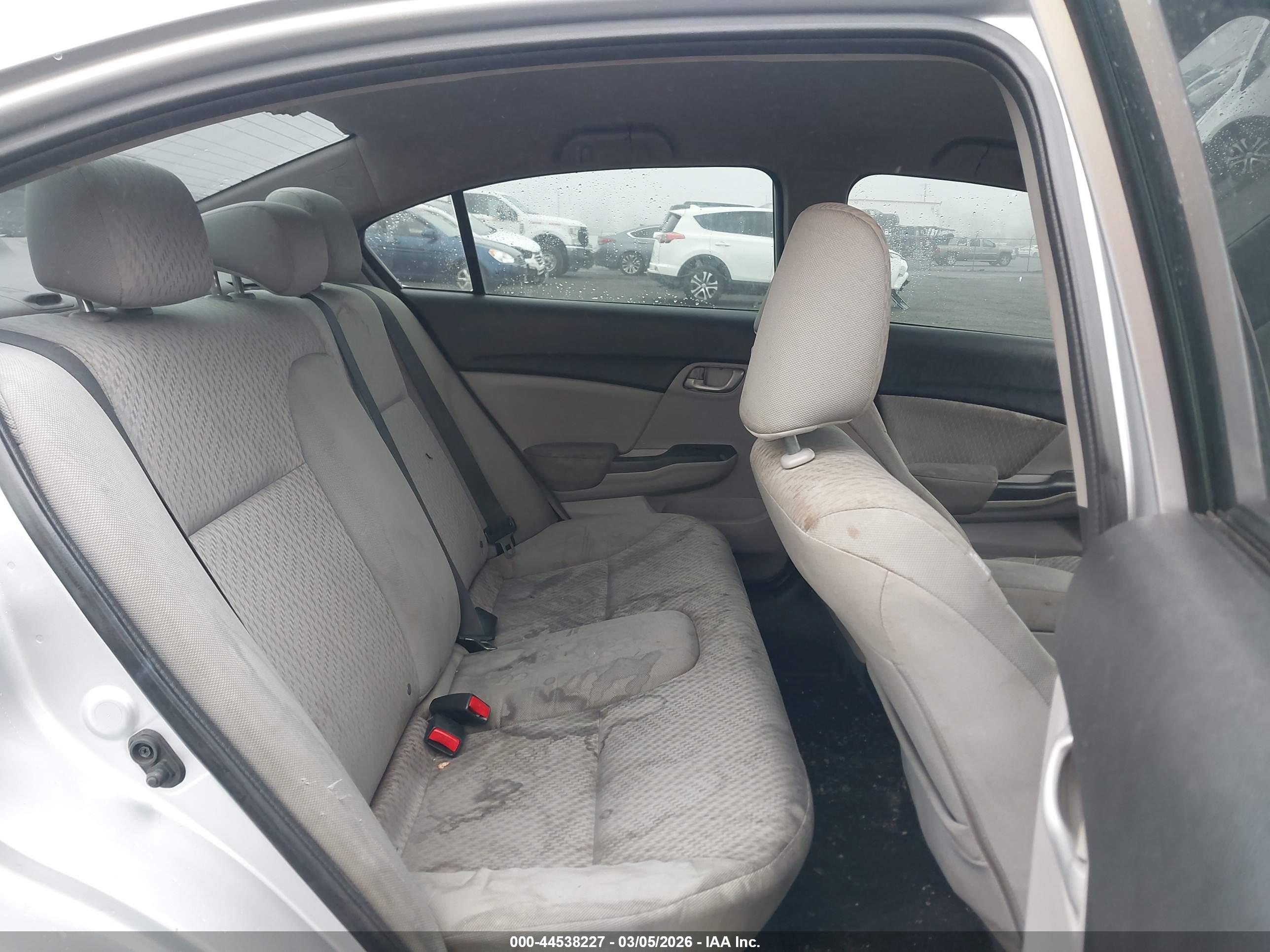 HONDA CIVIC image 8